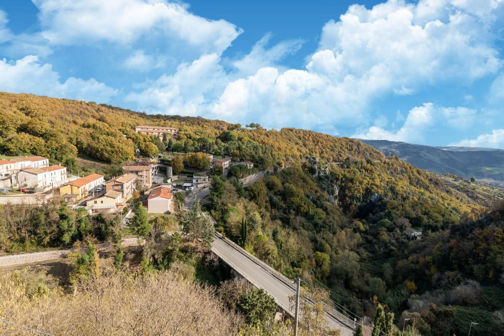 Appartamento su tre piani in paese