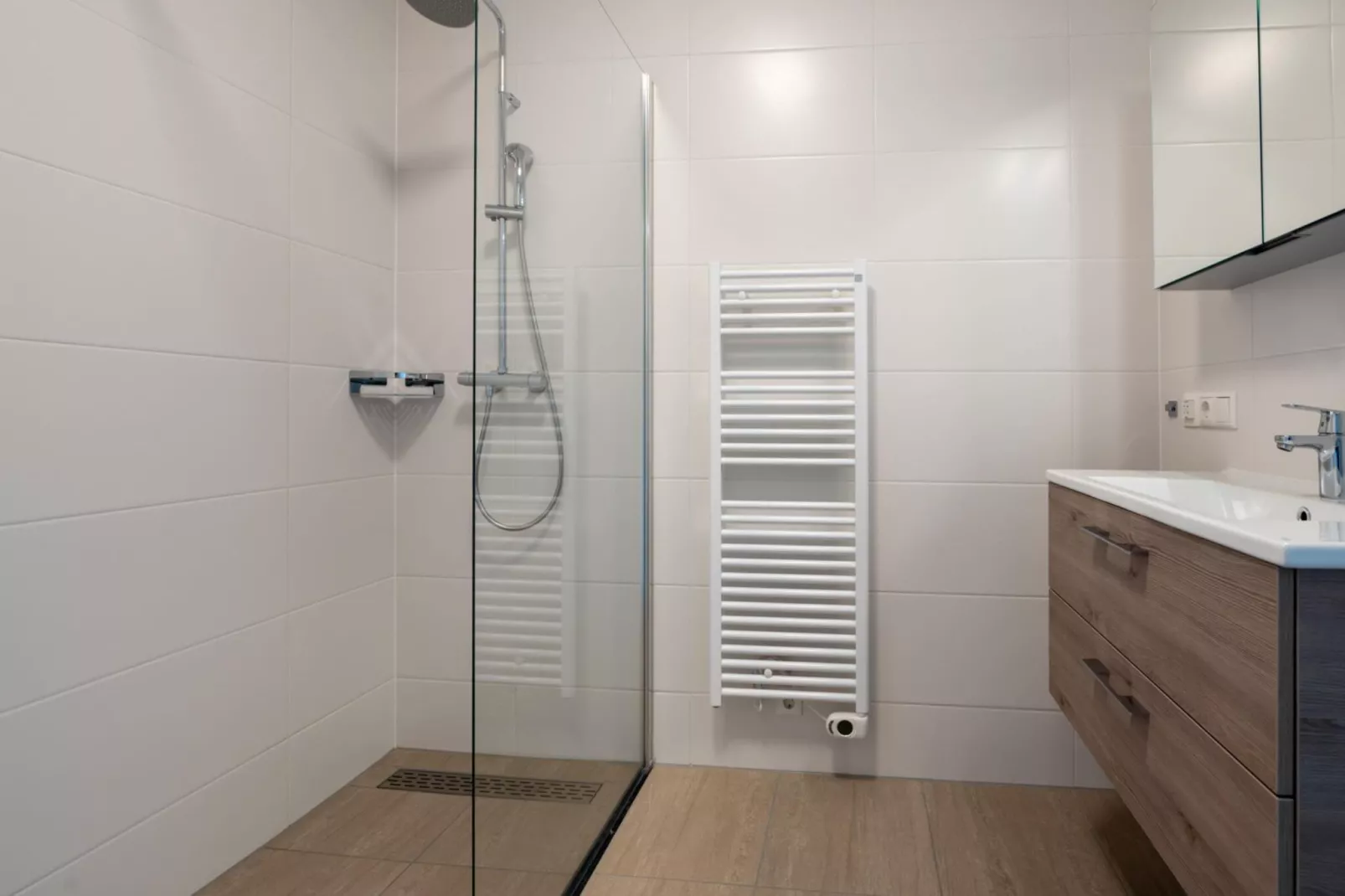 Veerse Wende 6 pers-Bathroom