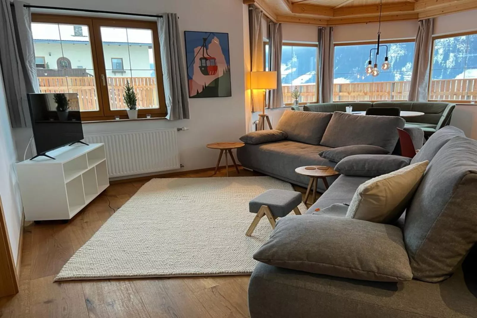 Gartenapartment 8 Fam Zahlen-Wohnzimmer