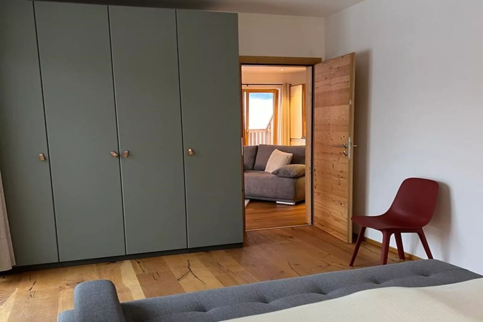 Gartenapartment 8 Fam Zahlen-Schlafzimmer