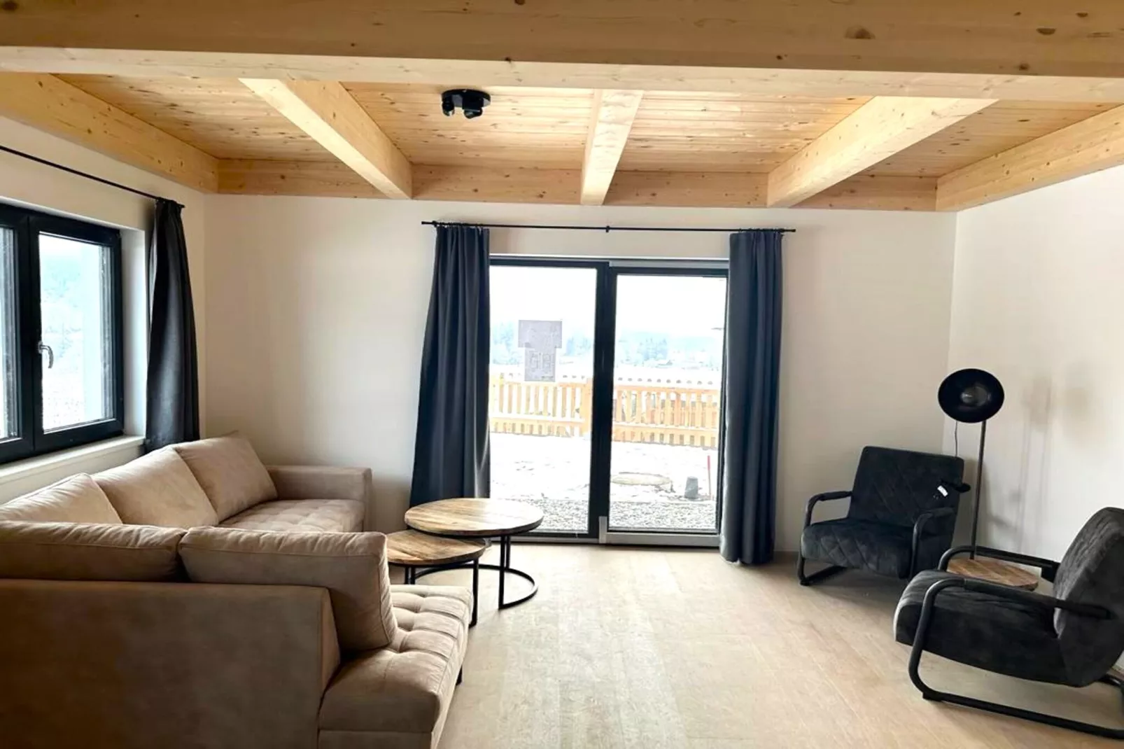 Chalet Ahorn Bad Kleinkirchheim-Living room