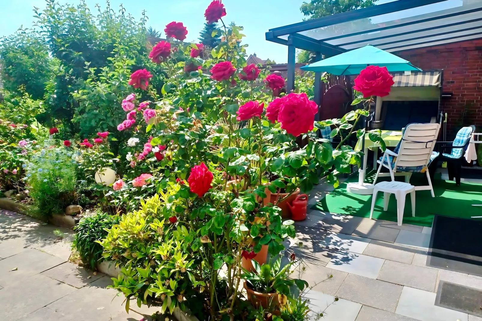 App 1 / 3 Raum App im EG 65 m²-Gardens summer