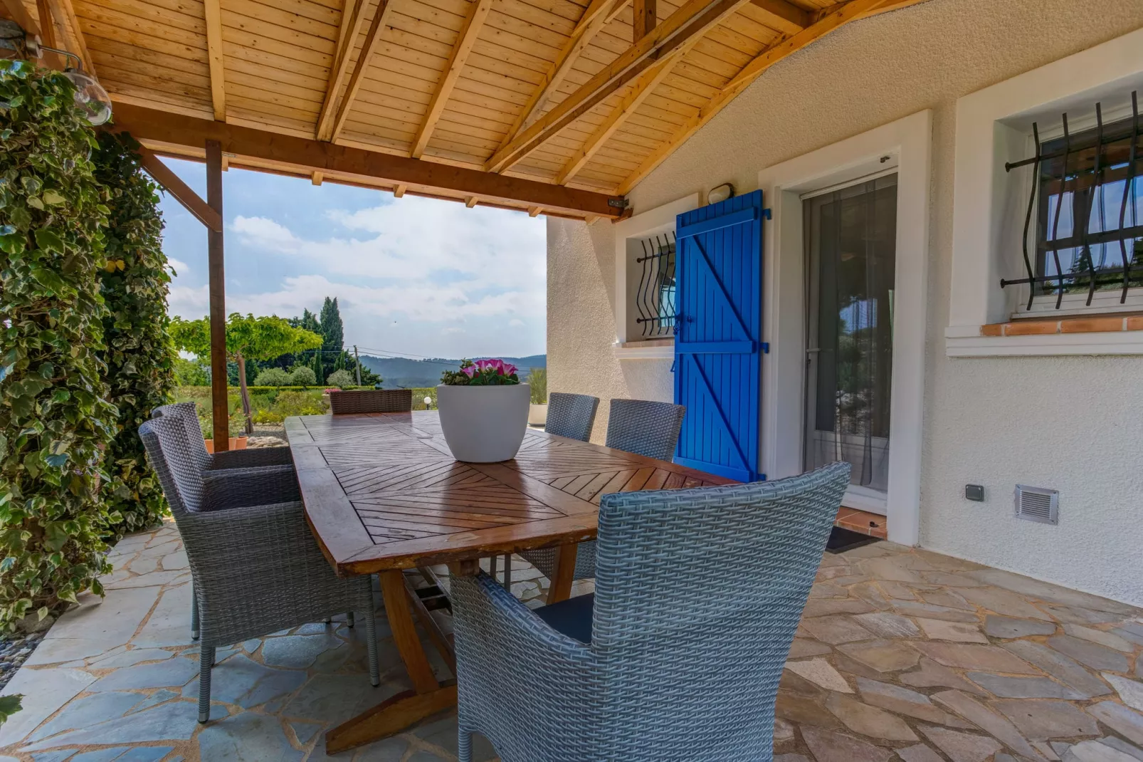 Villa à Camplong-Balcon-terrasse
