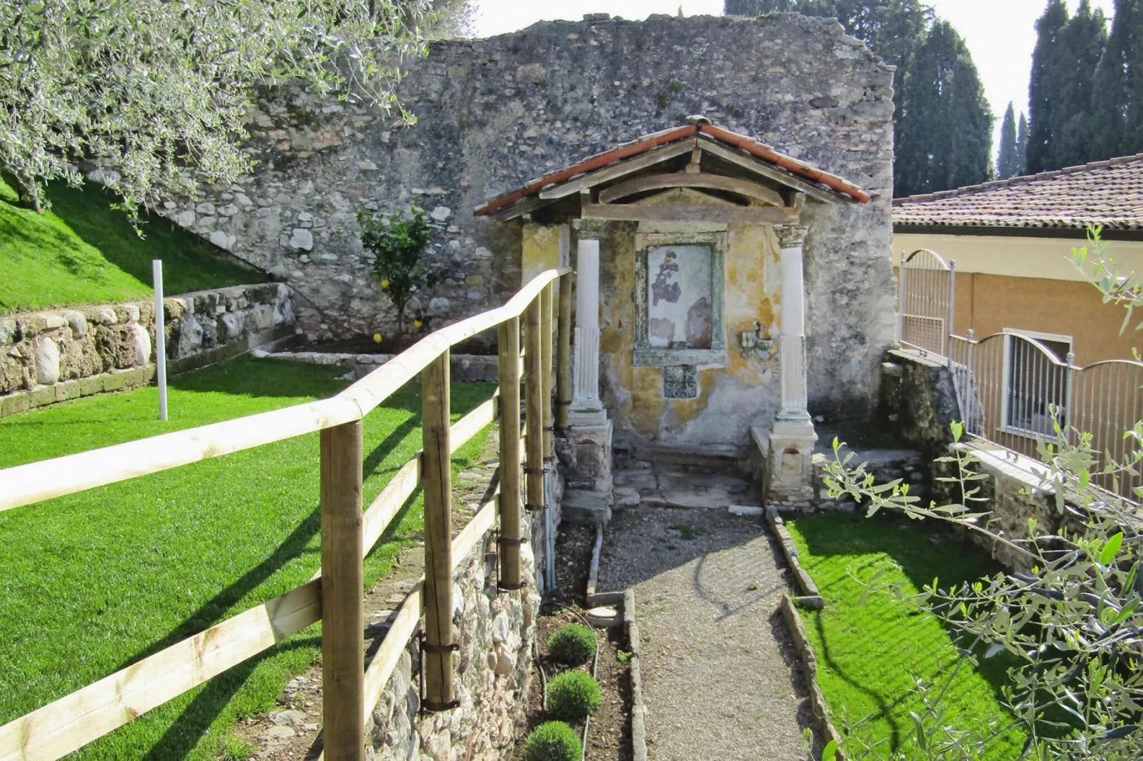 Residence Borgo Alba Chiara, Toscolano-trilo 50-60 qm-Gardens summer