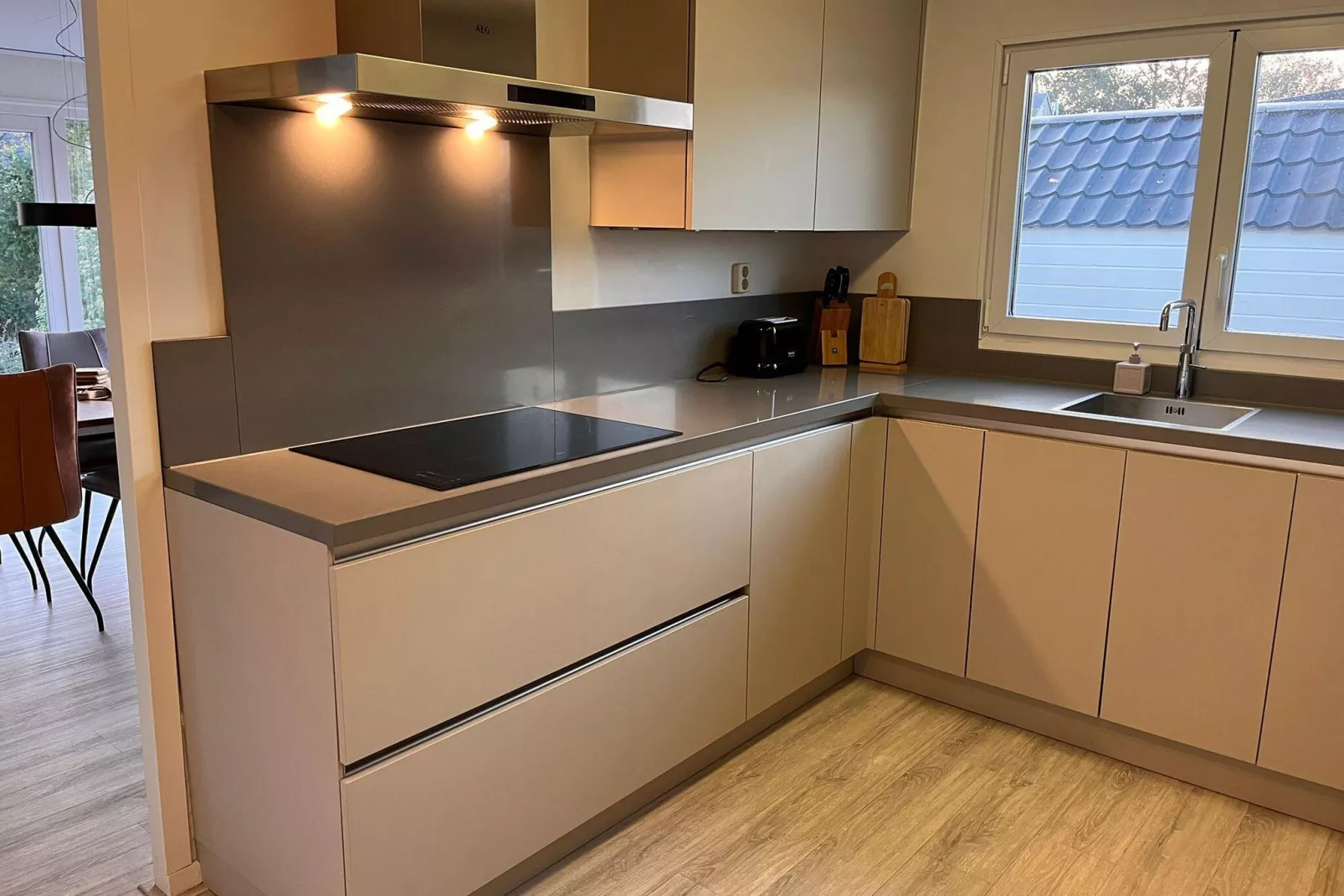Fijne bungalow in Makkum-Kitchen