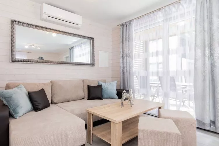 Domki letniskowe sobota-sobota Pobierowo-Living room