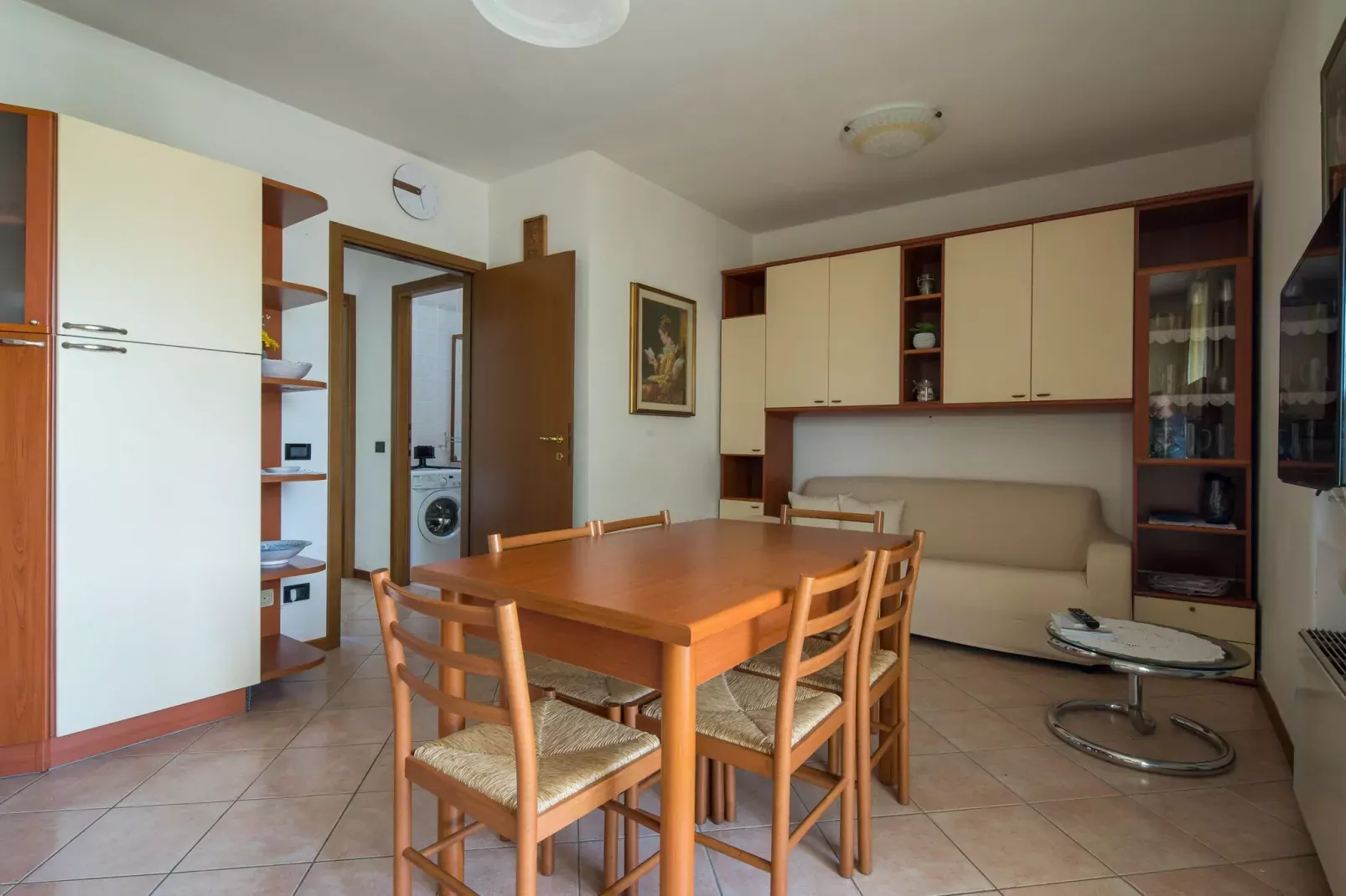 Casara 90-D9-Living room