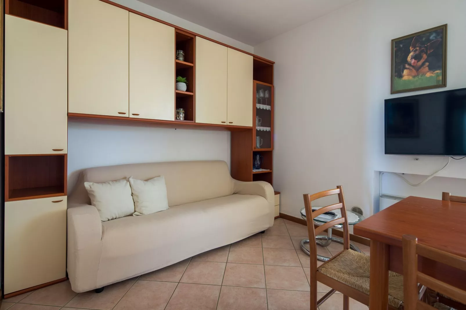 Casara 90-D9-Living room