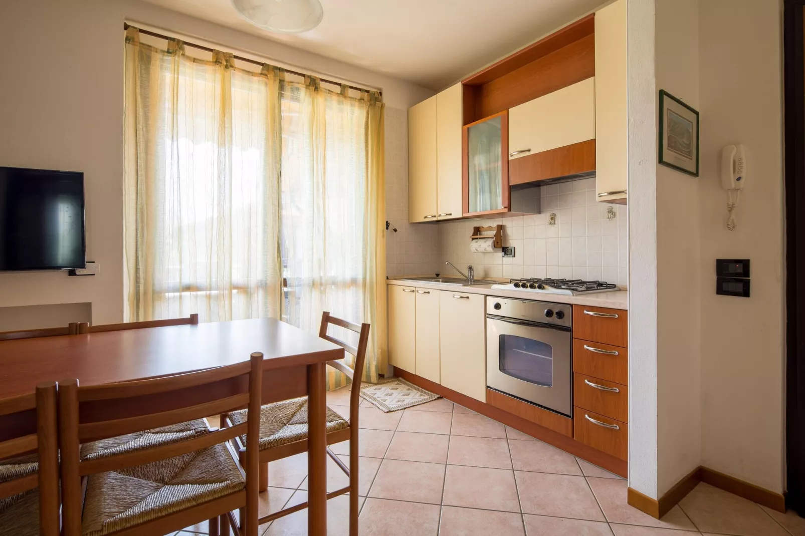 Casara 90-D9-Kitchen