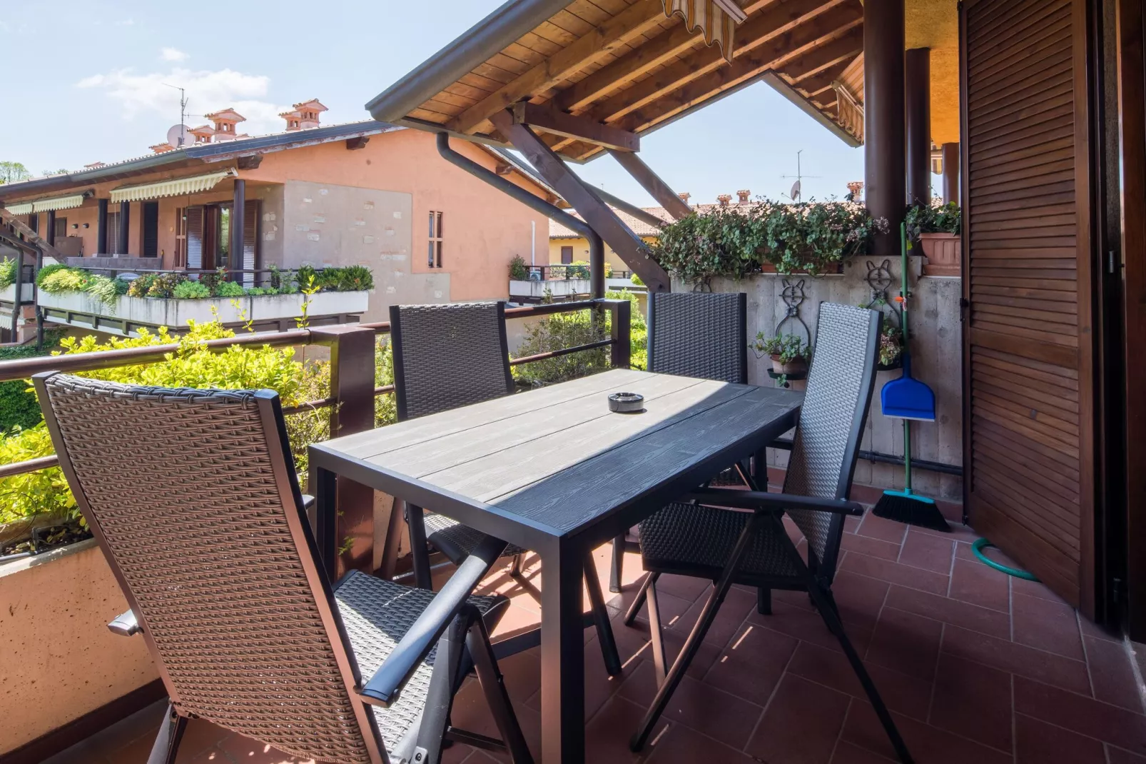 Casara 90-D9-Terrace balcony