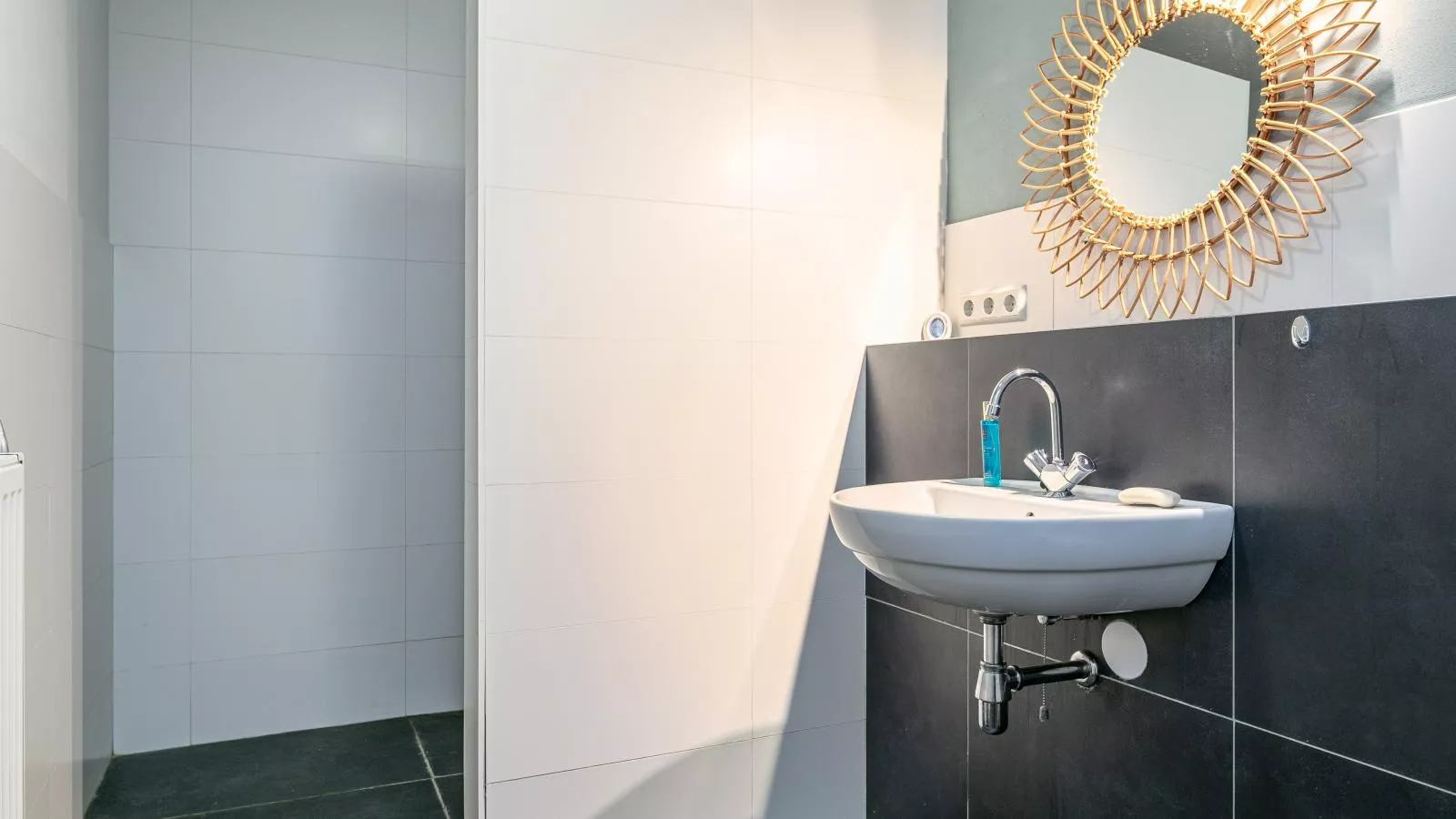 De Hoeve II-Bathroom