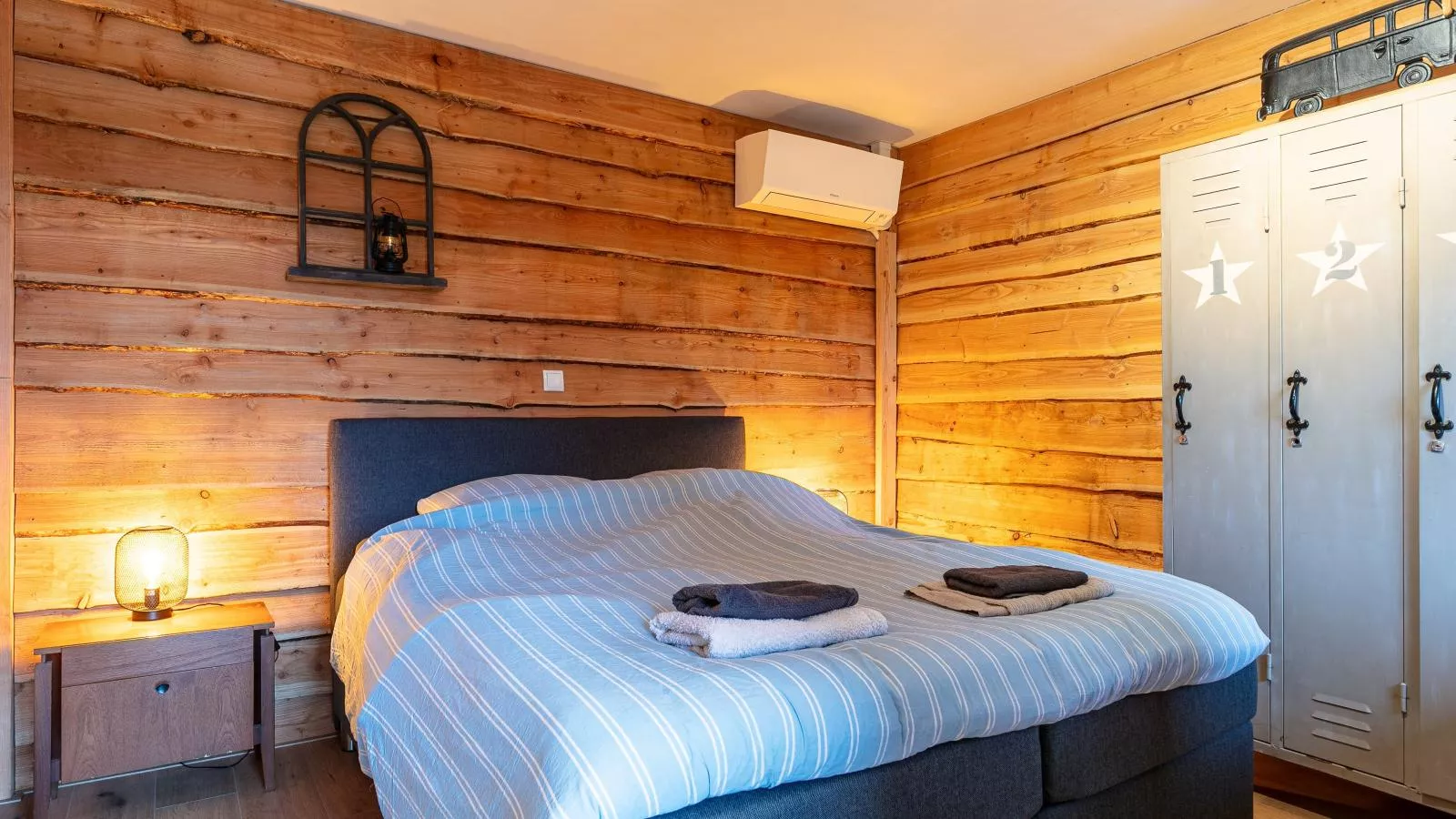 De Hoeve II-Bedroom