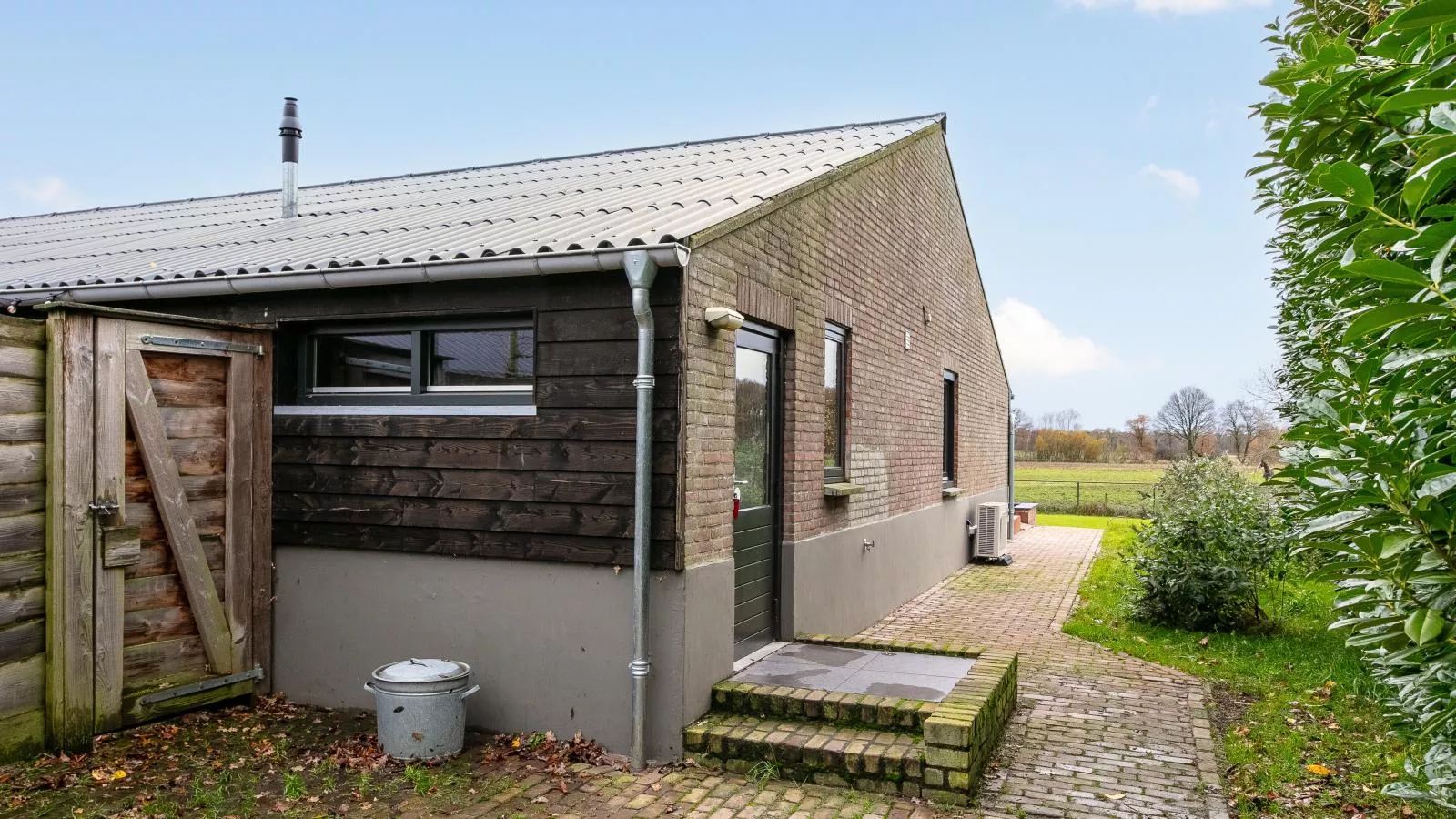 De Hoeve II-Exterior summer