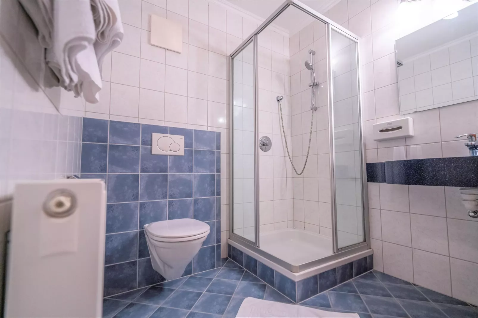 Apartment 2-Bathroom