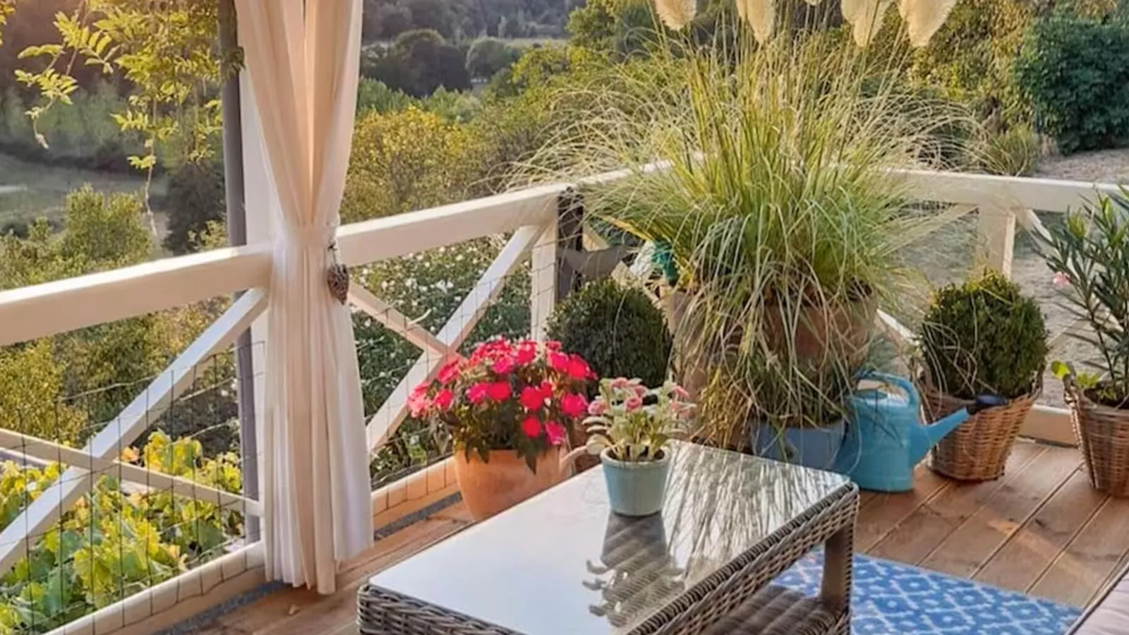 Caballero-Terrace balcony