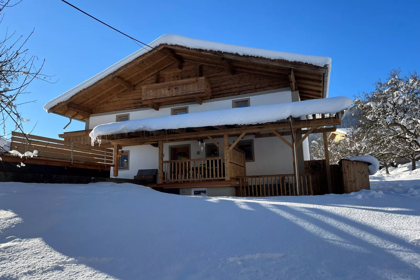 Bauernhaus Stoanerbauer-Exterior winter