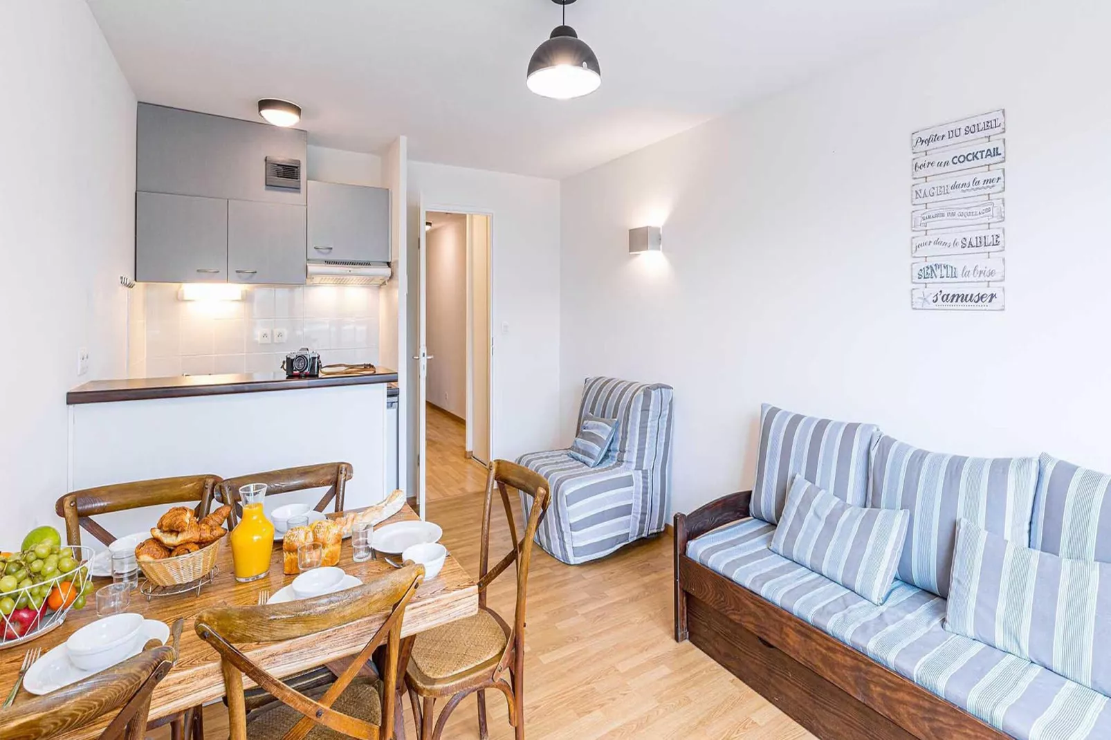 Les Rives Marines 2-Living room