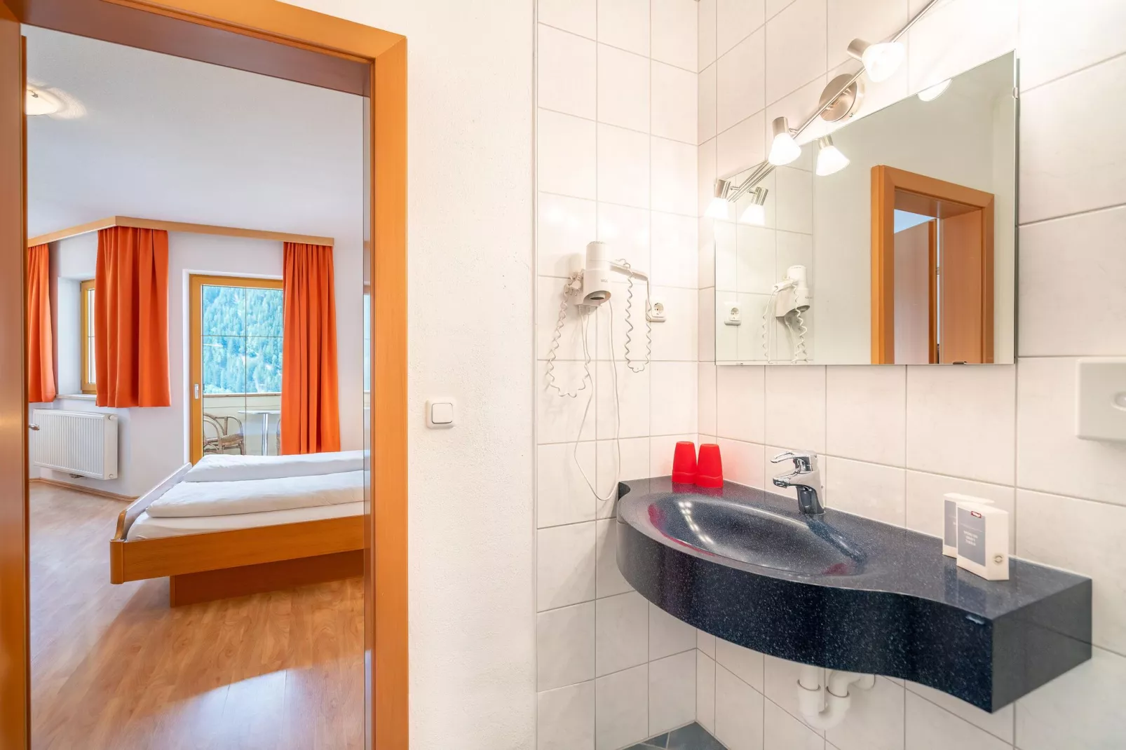 Apartment 3-Badezimmer