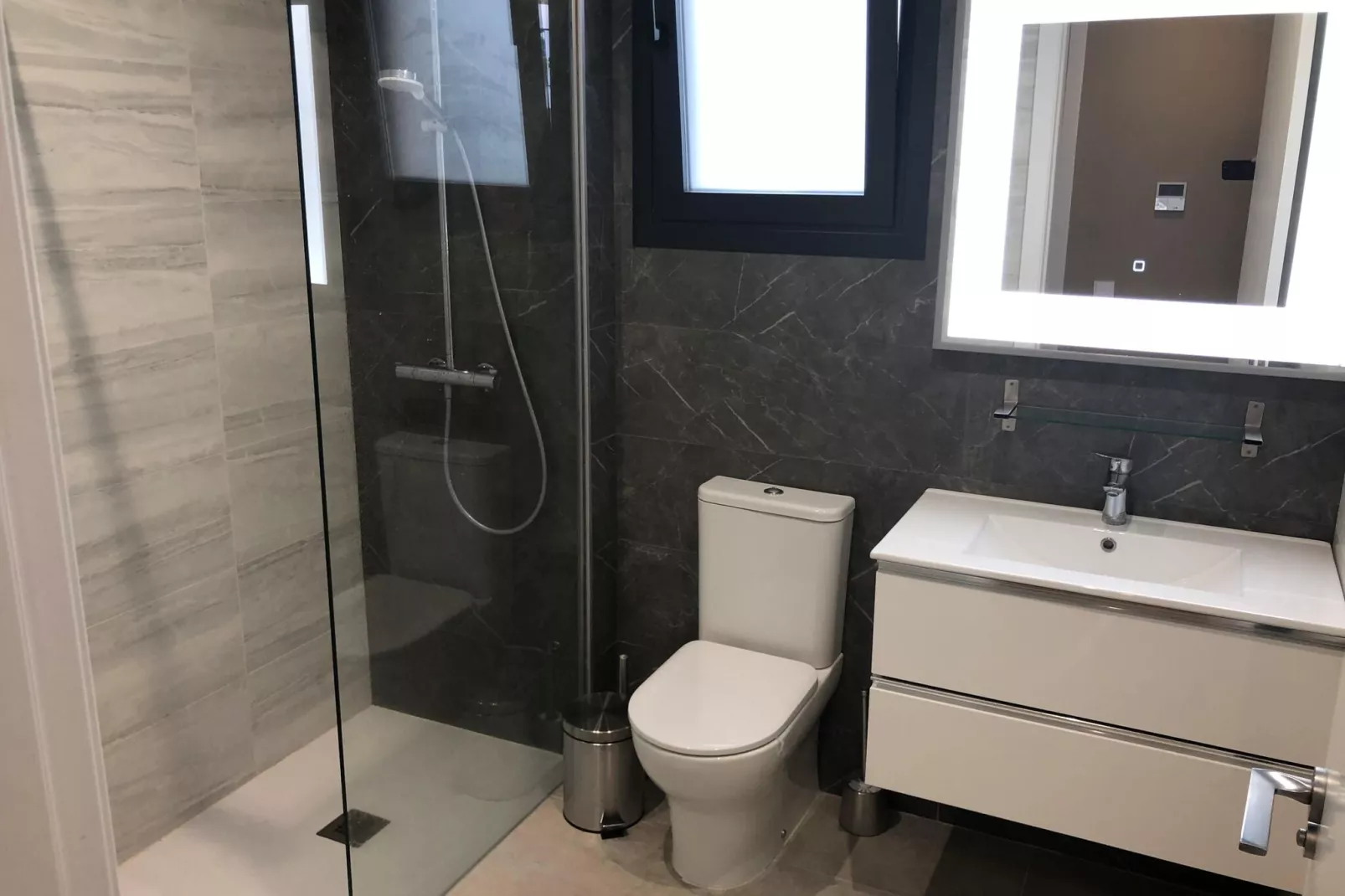 Villa Perla-Bathroom