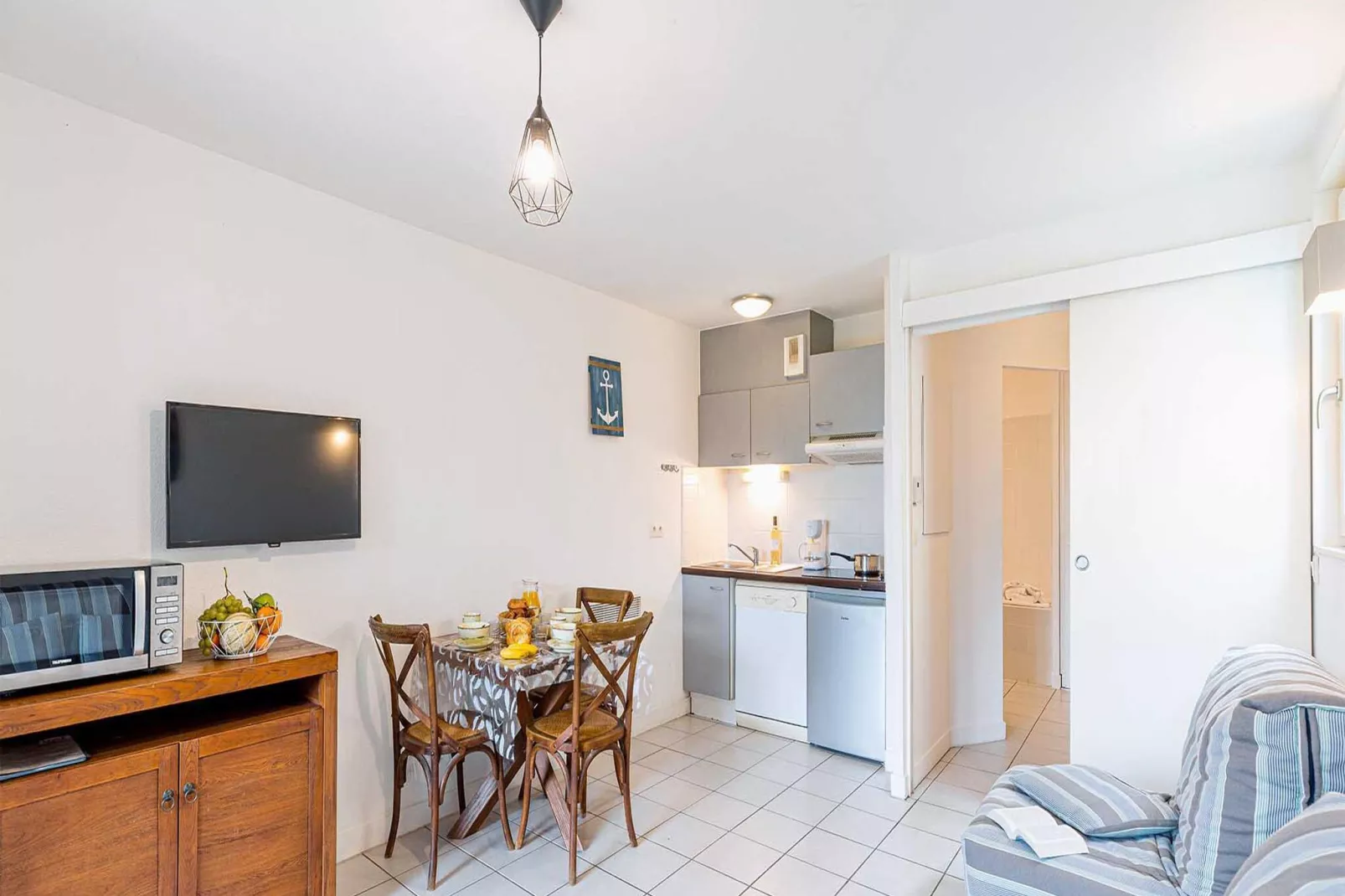 Les Rives Marines 2-Living room