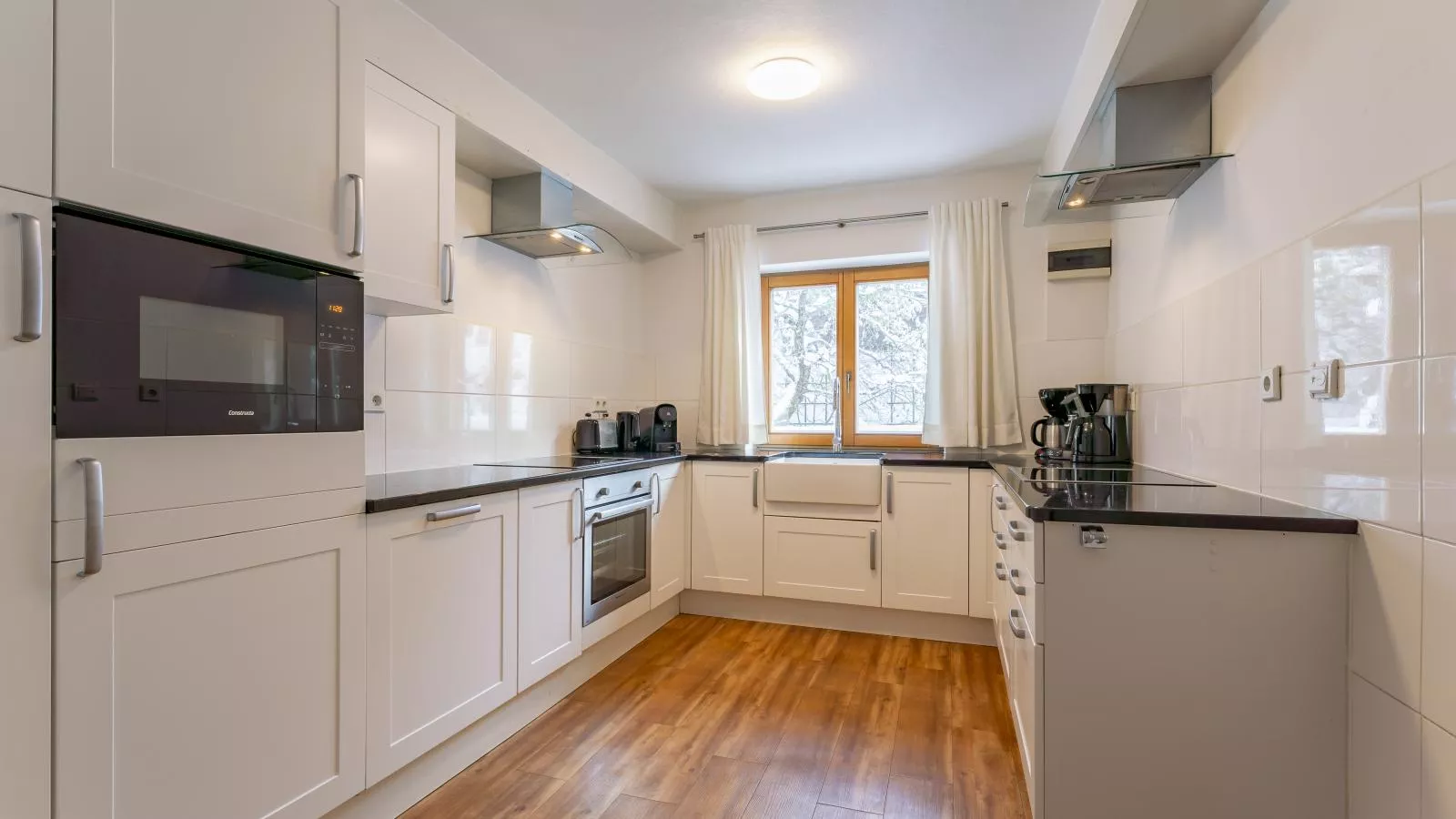 Neva S Saalbach-Kitchen