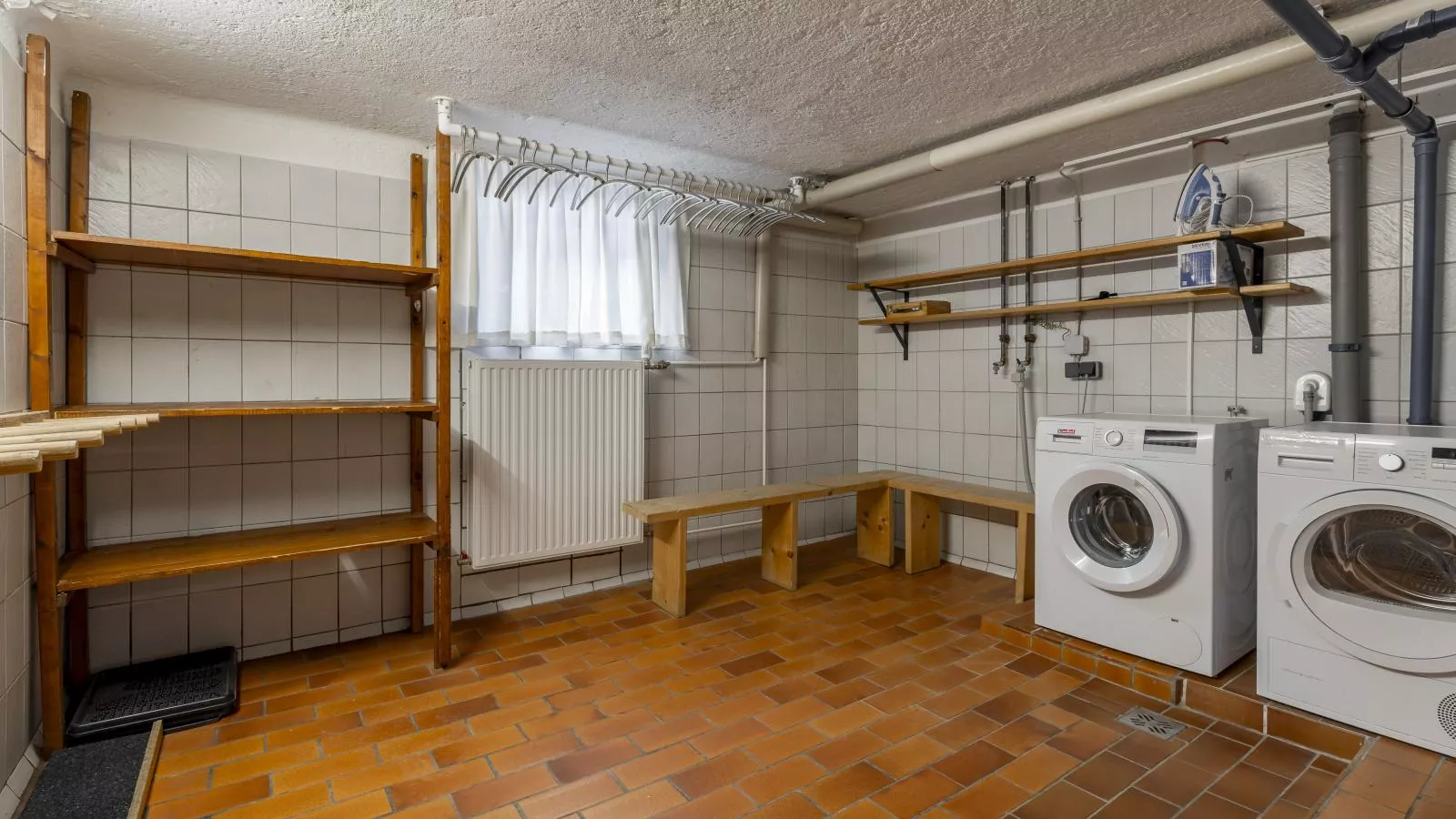 Neva S Saalbach-Facilities