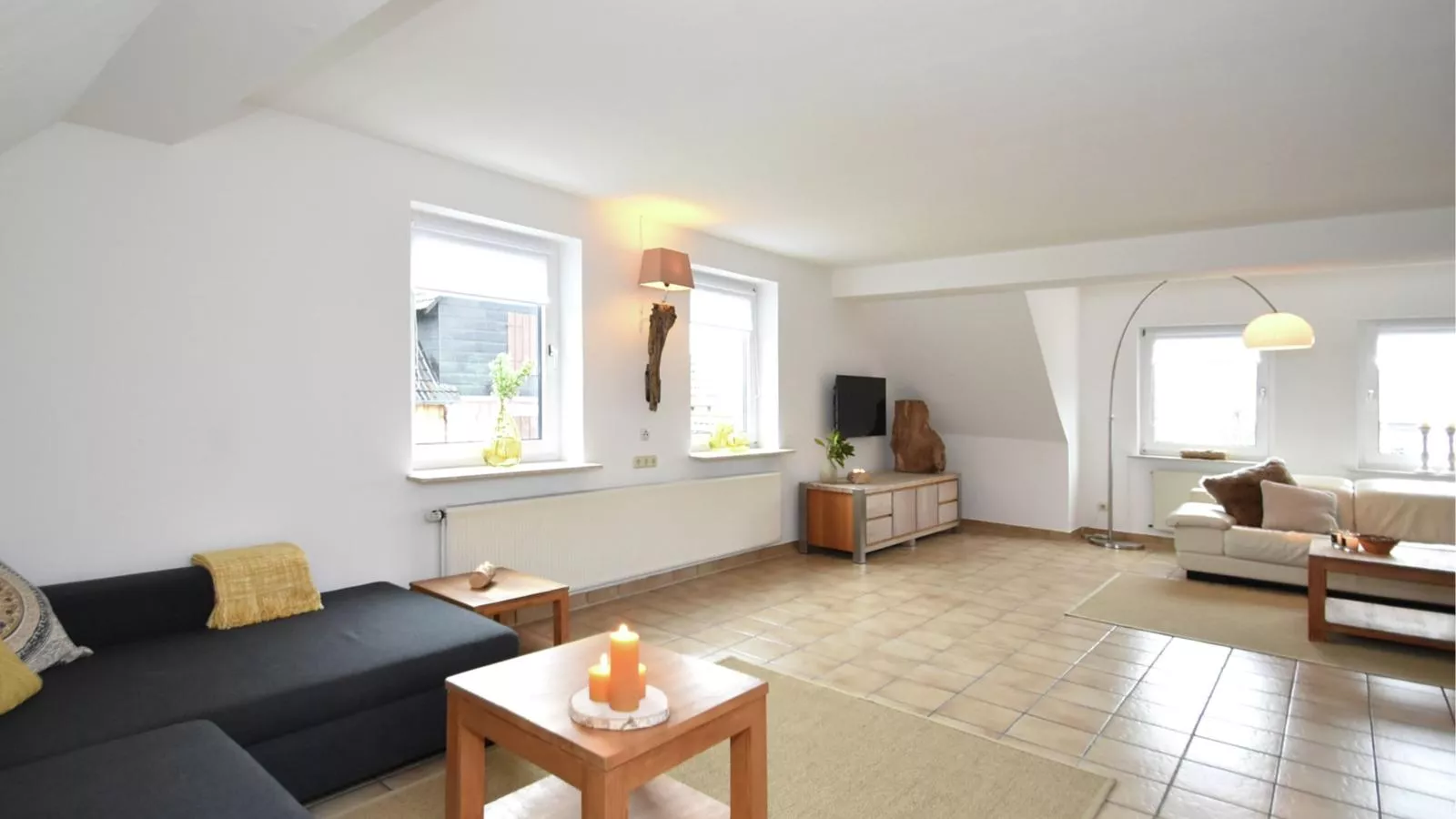 Grutsk-Living room