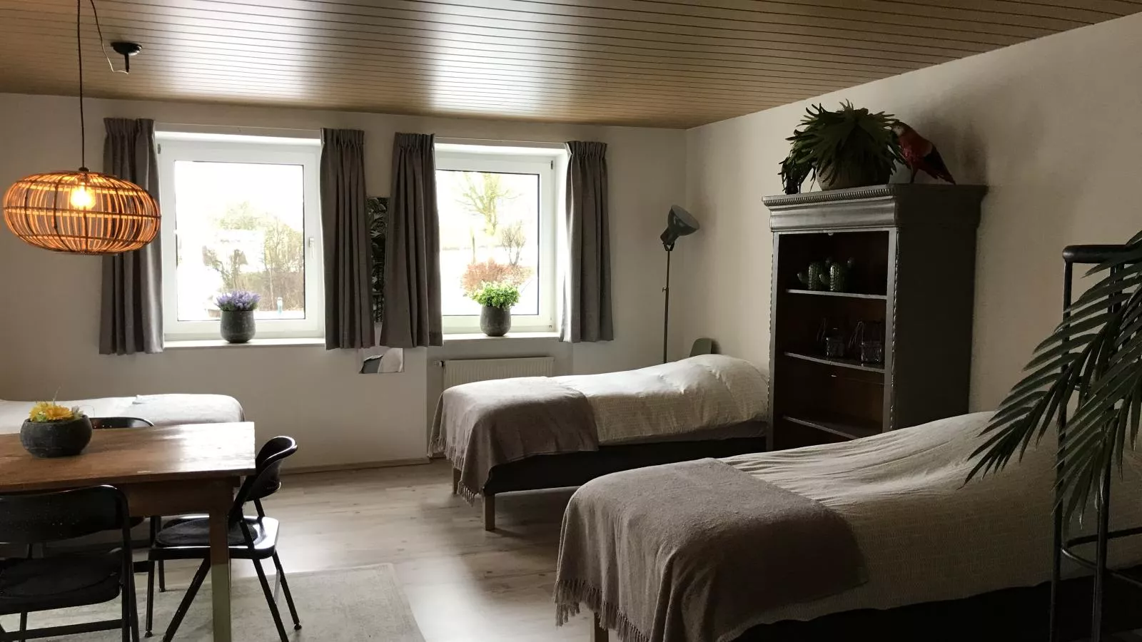 Grutsk-Bedroom