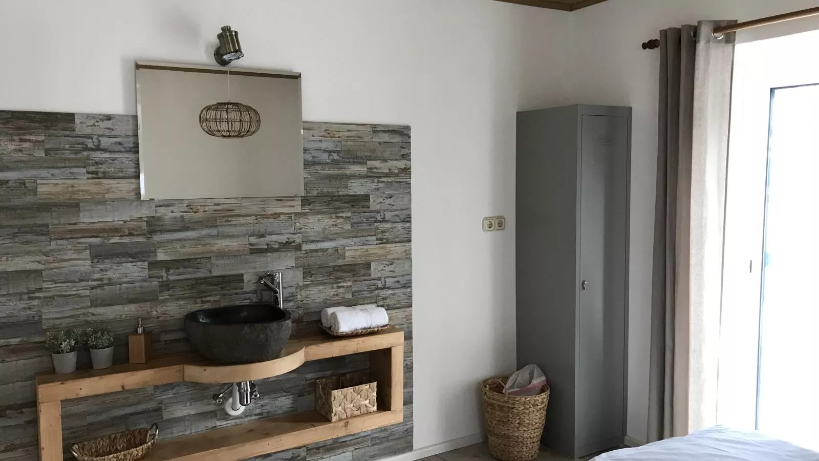 Grutsk-Bedroom