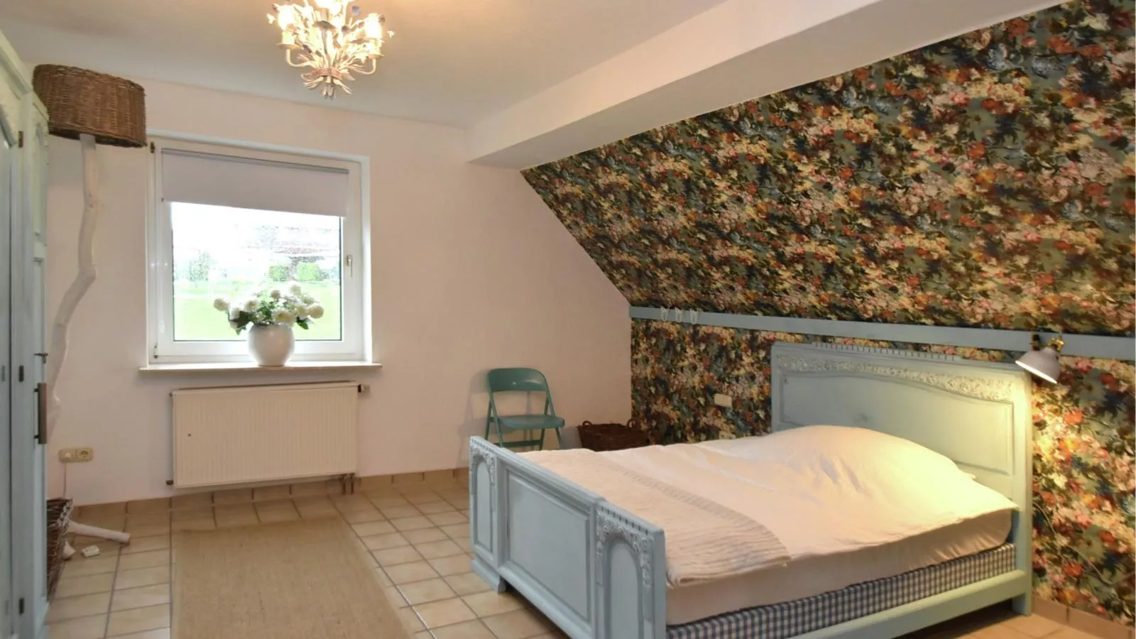 Grutsk-Bedroom