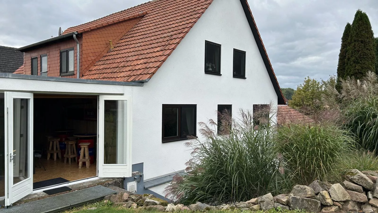 Grutsk-Outdoor