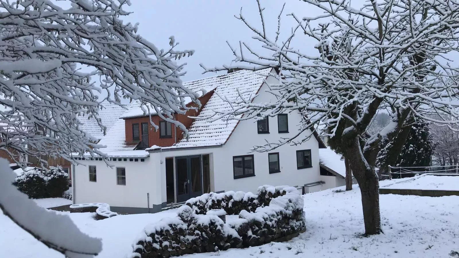 Grutsk-Exterior winter