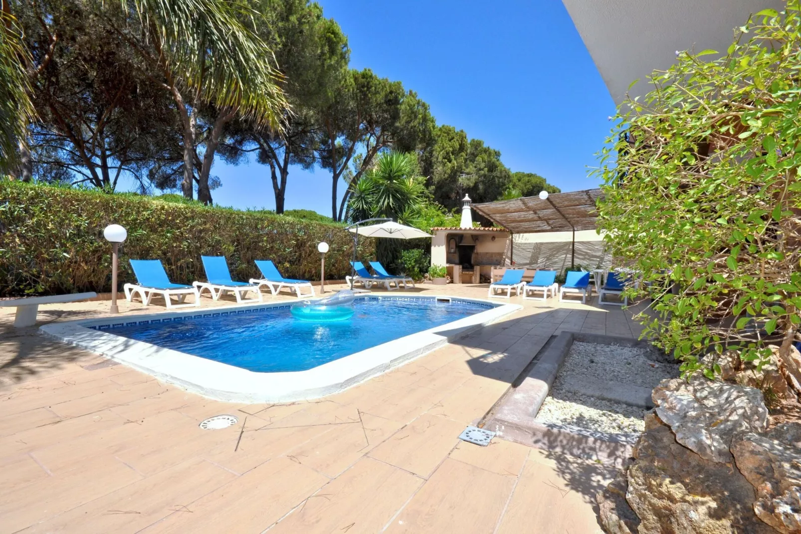 Carina-Pool
