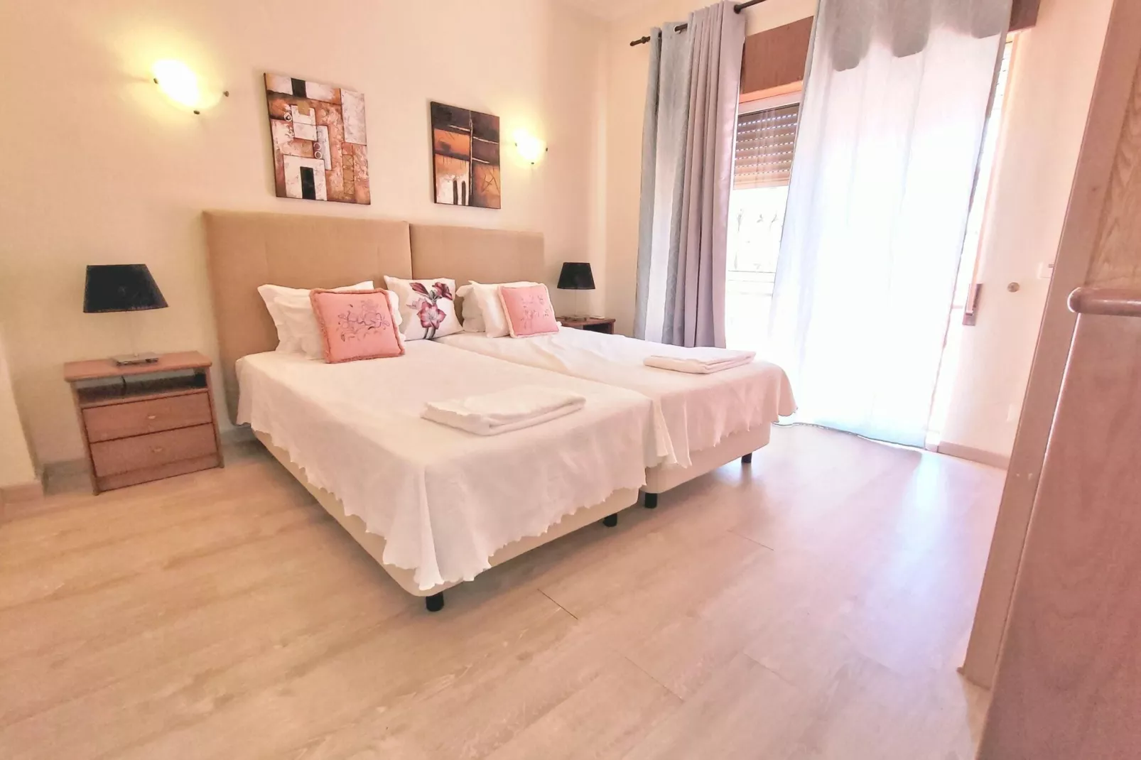 Carina-Bedroom