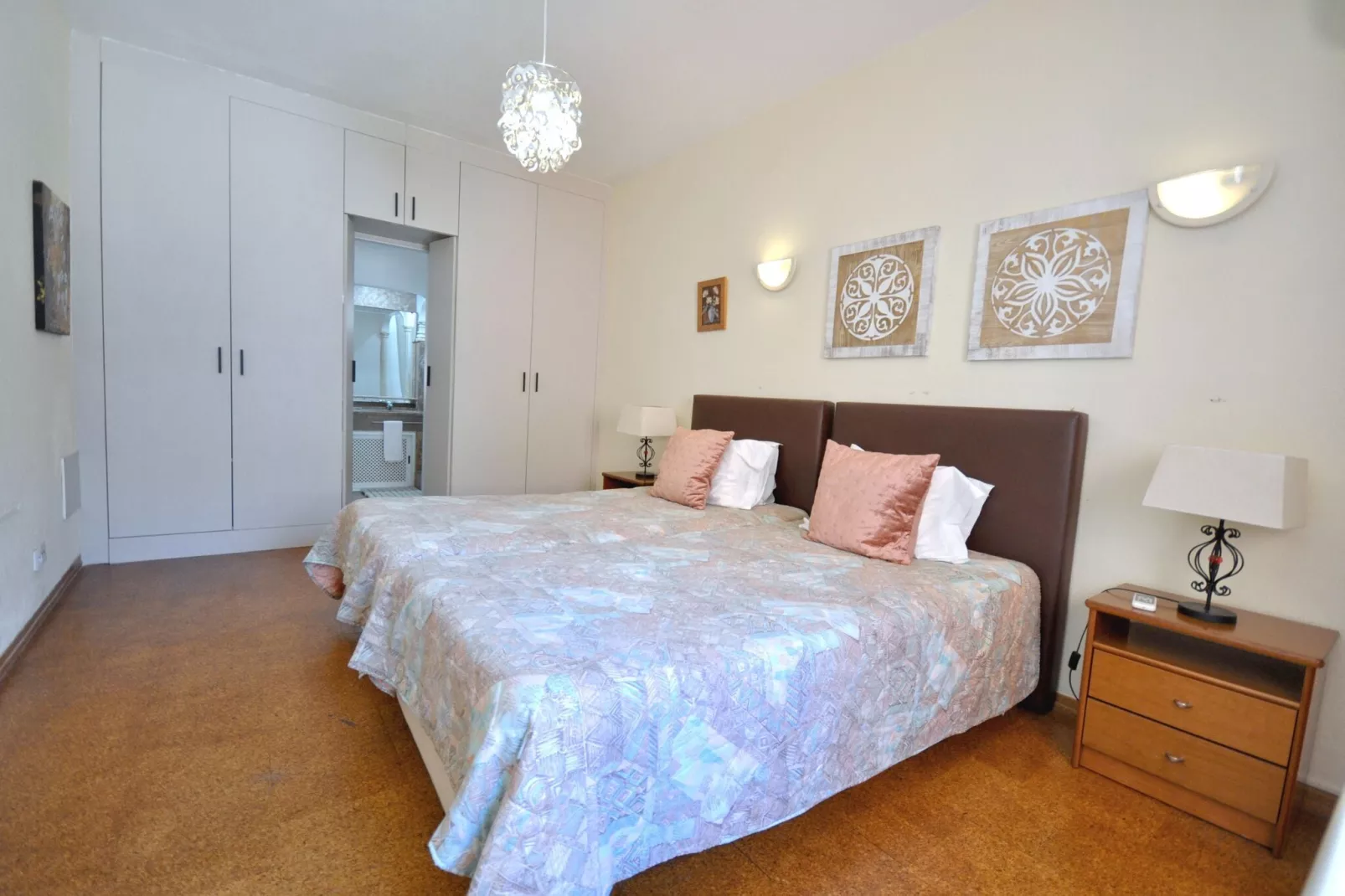 Carina-Bedroom