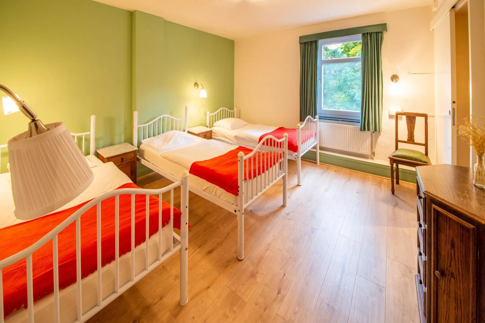 La Forgerie et Tiny-Bedroom