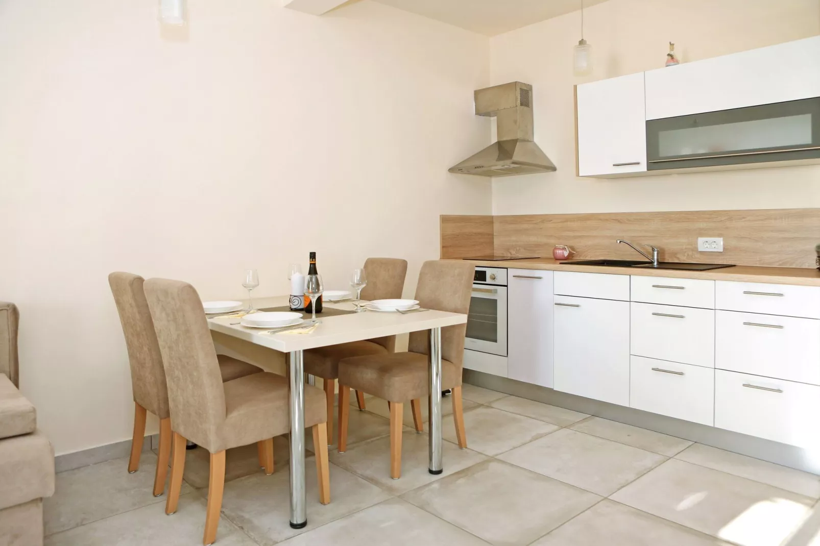 Apartman  Barbara-Dining room