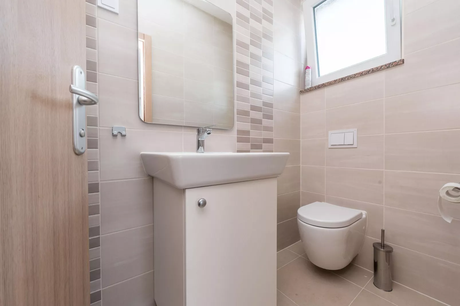 Dalmacija 2-Bathroom