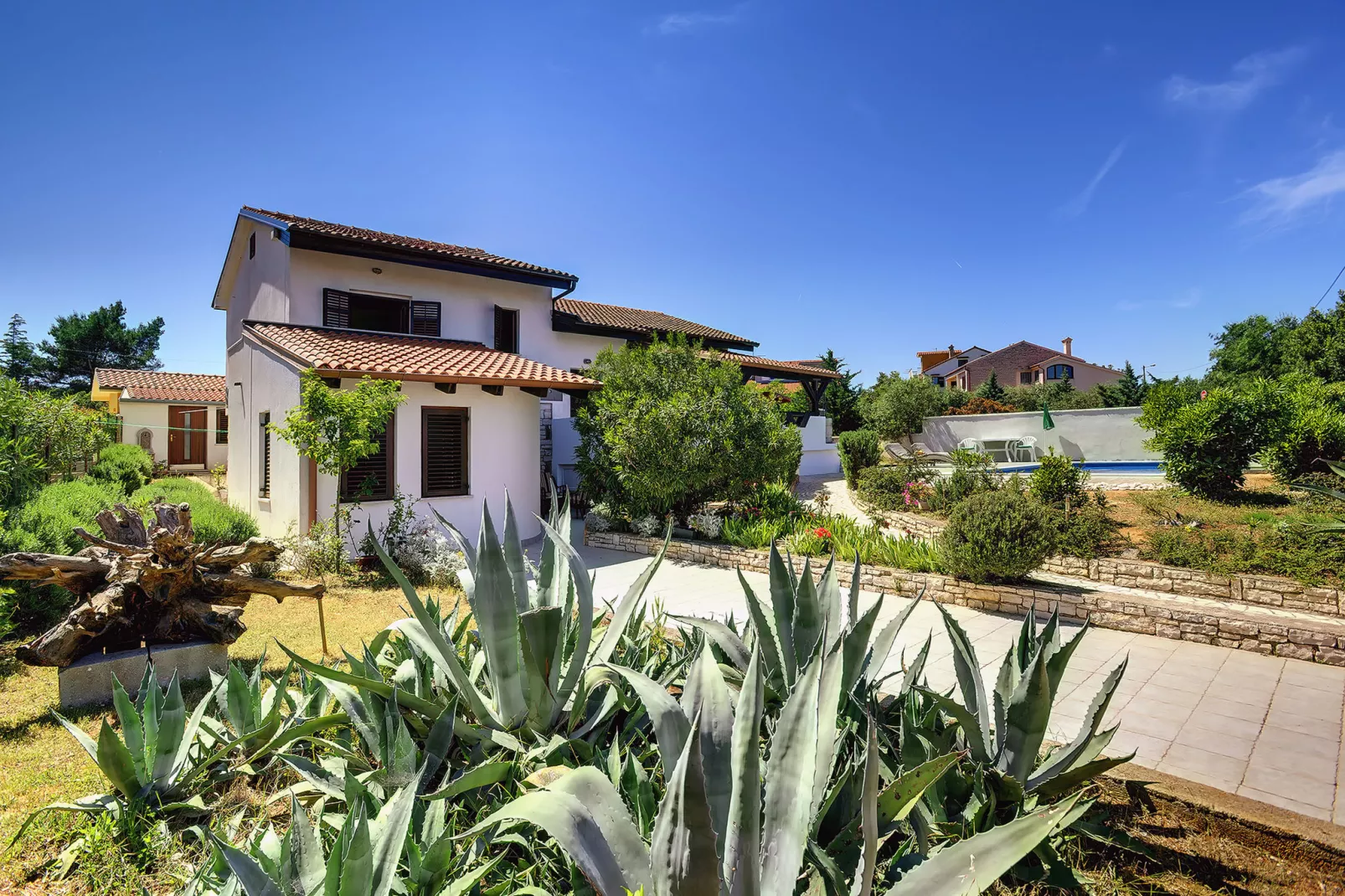 Villa Ruza-Außenbereich Sommer