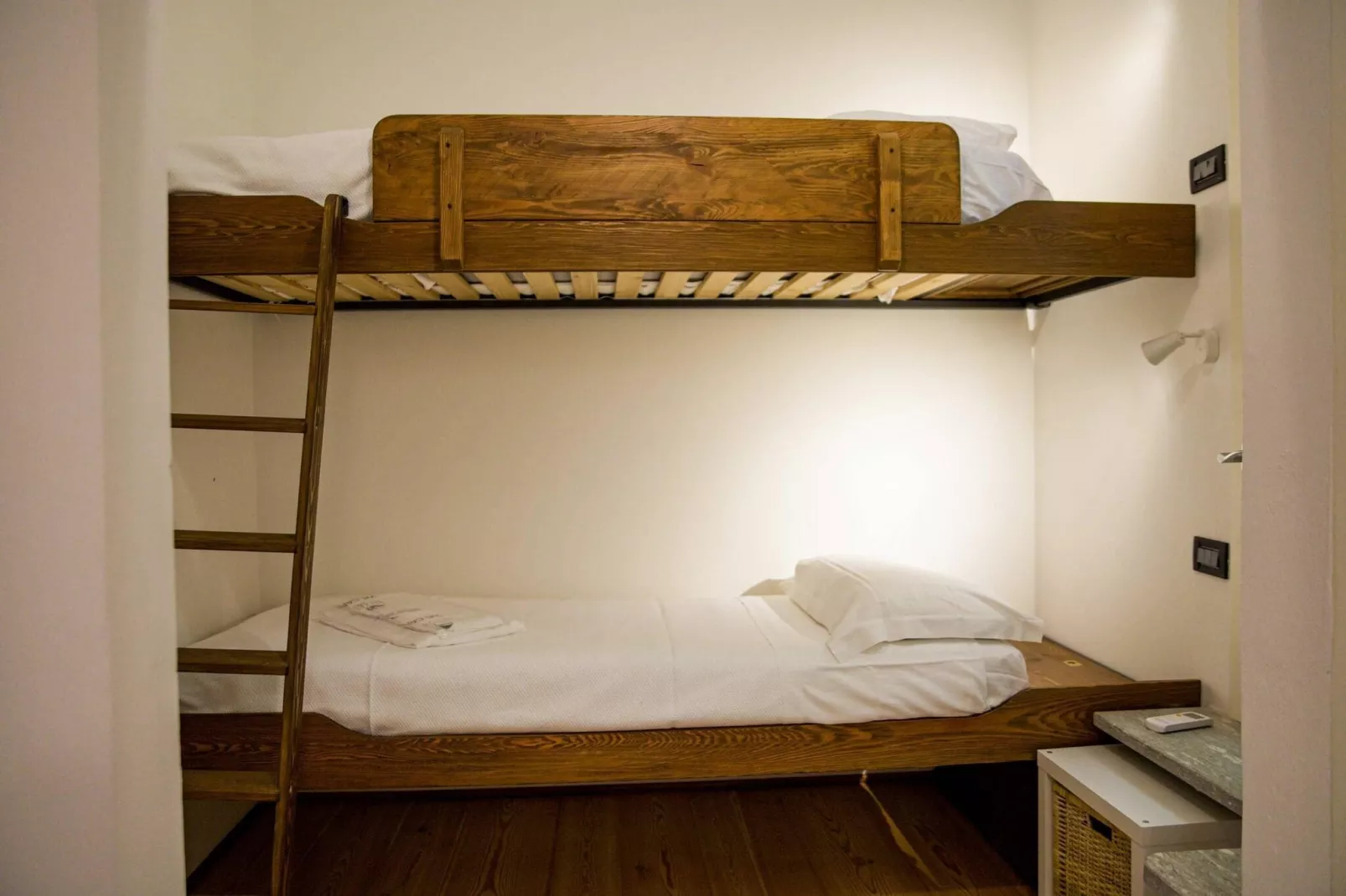 Ferienhaus Casa del Capitano in Gargnano-Bedroom