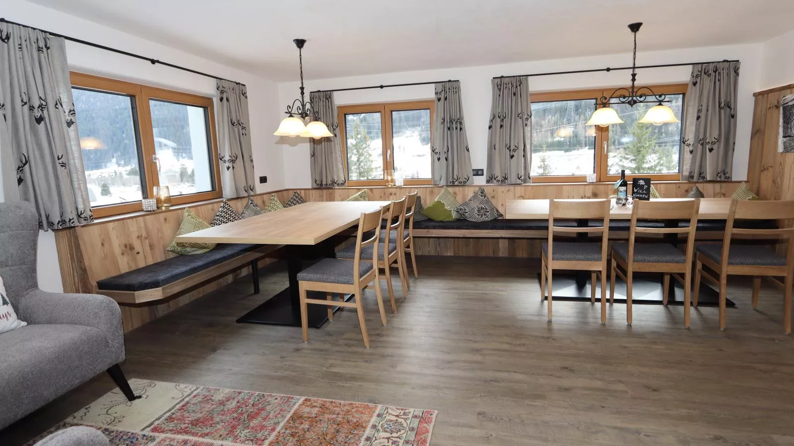 Apart Loisa-Dining room