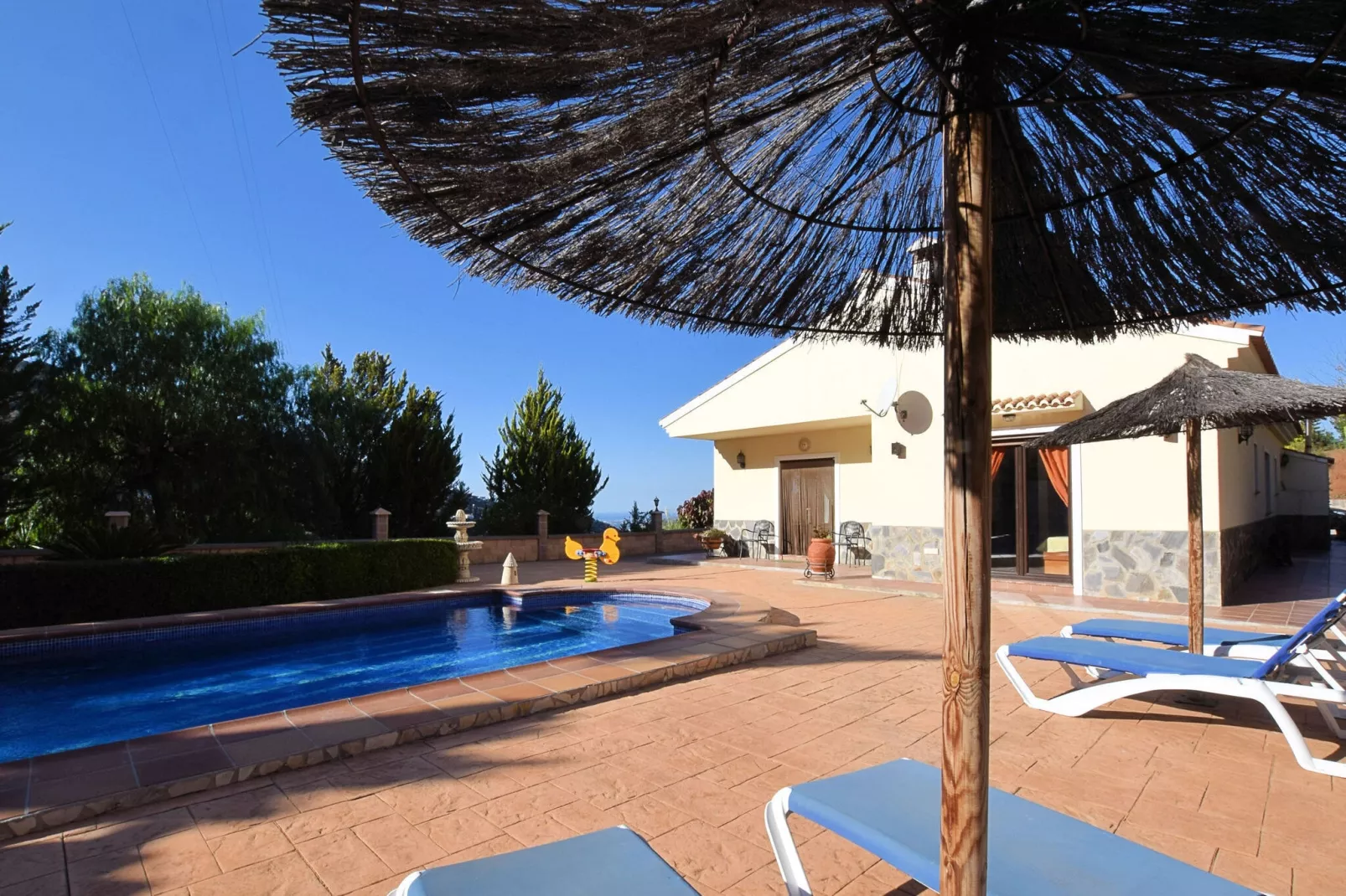 Villa Ilusión II-Exterior summer