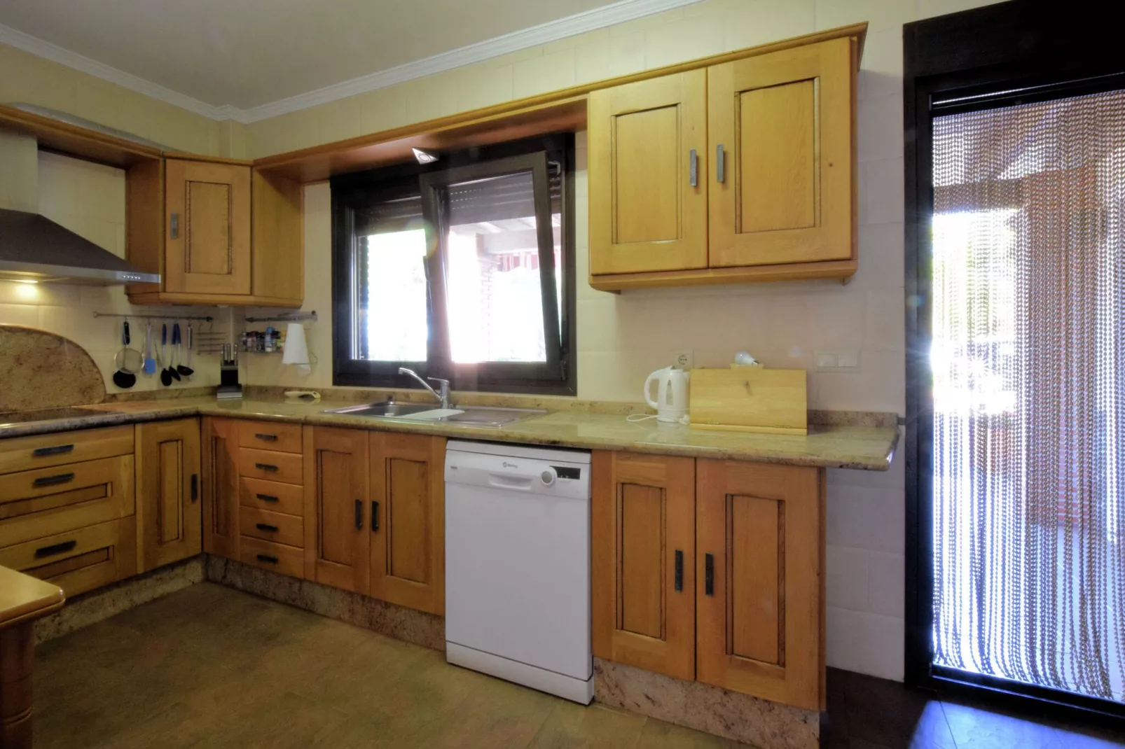 Villa Ilusión II-Kitchen