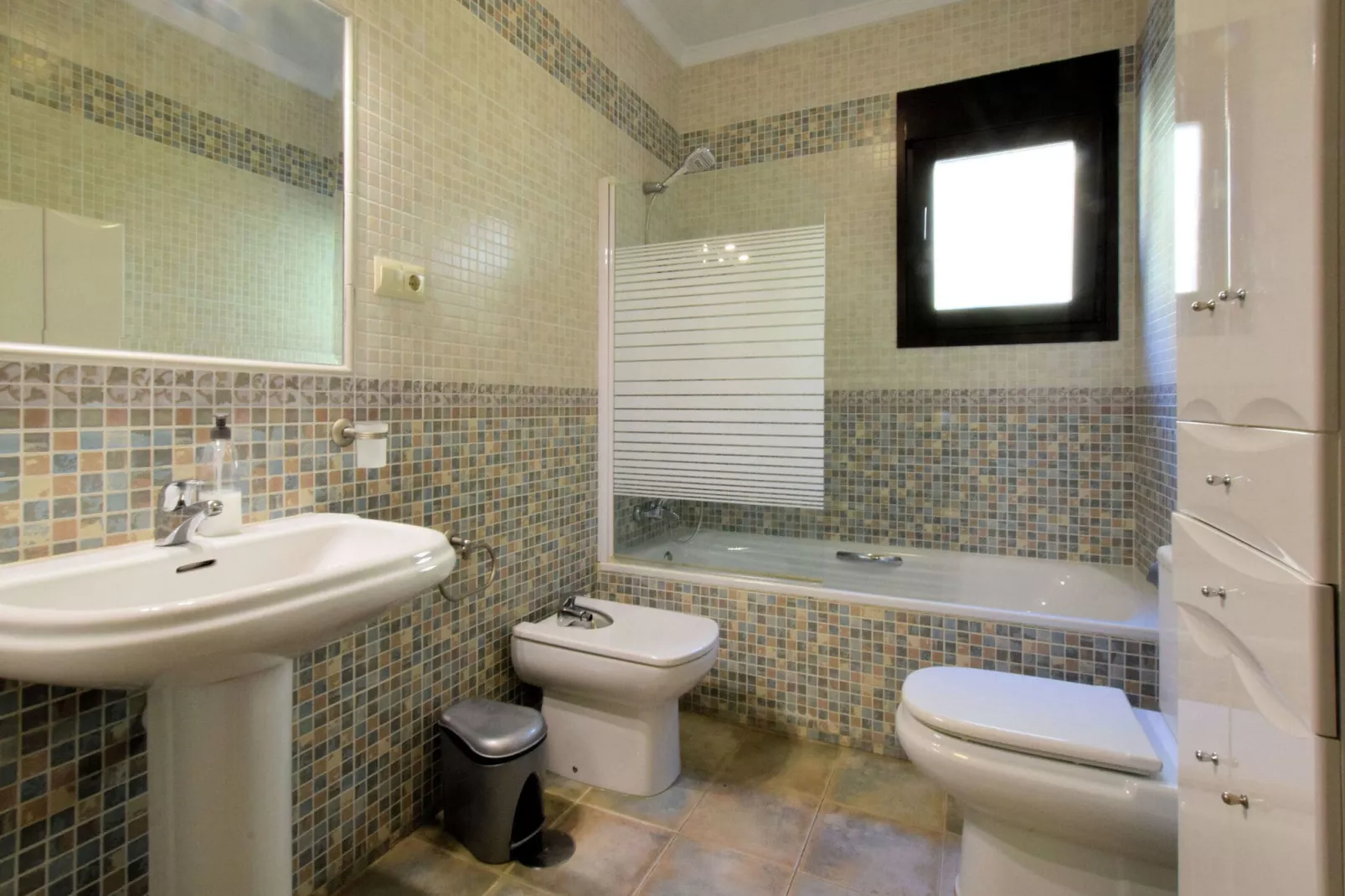 Villa Ilusión II-Bathroom
