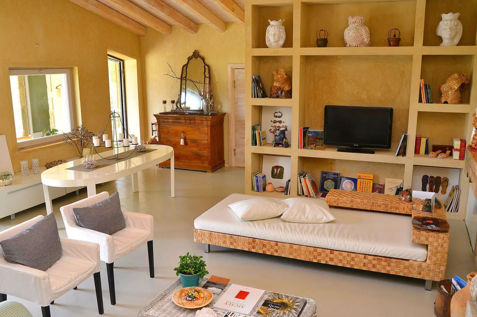 Riserva del Noce-Living room