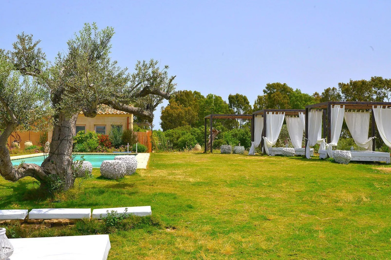 Riserva del Noce-Gardens summer