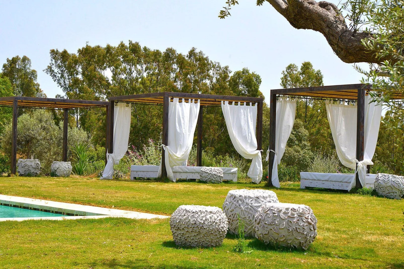 Riserva del Noce-Gardens summer