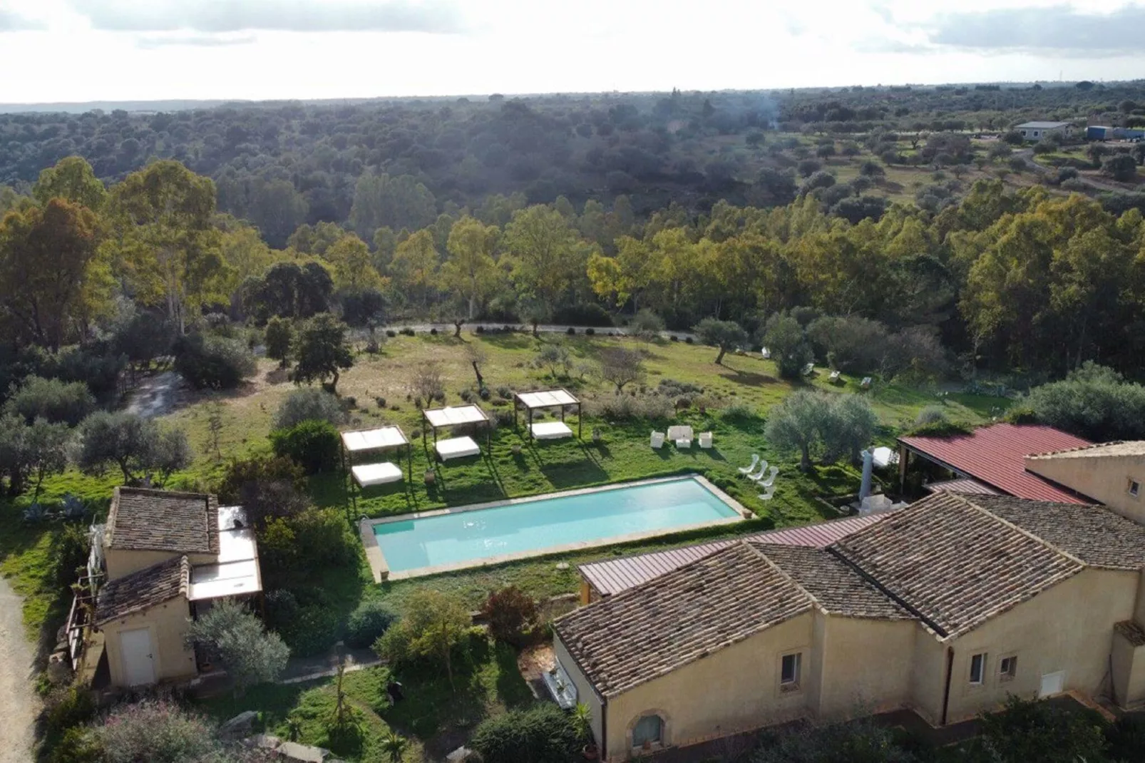 Riserva del Noce-Exterior summer