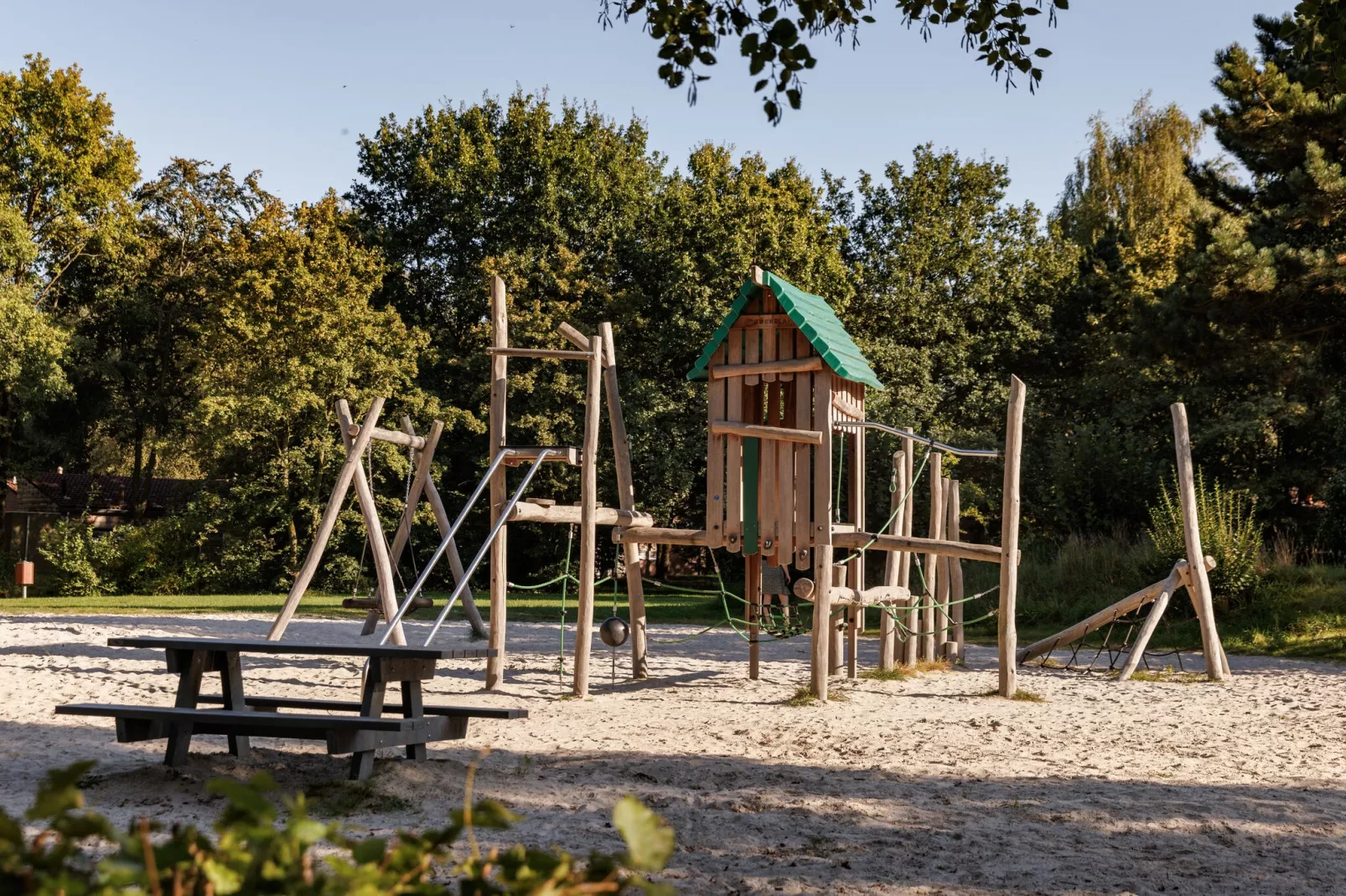 Vakantiepark Weerterbergen 9-Park facilities