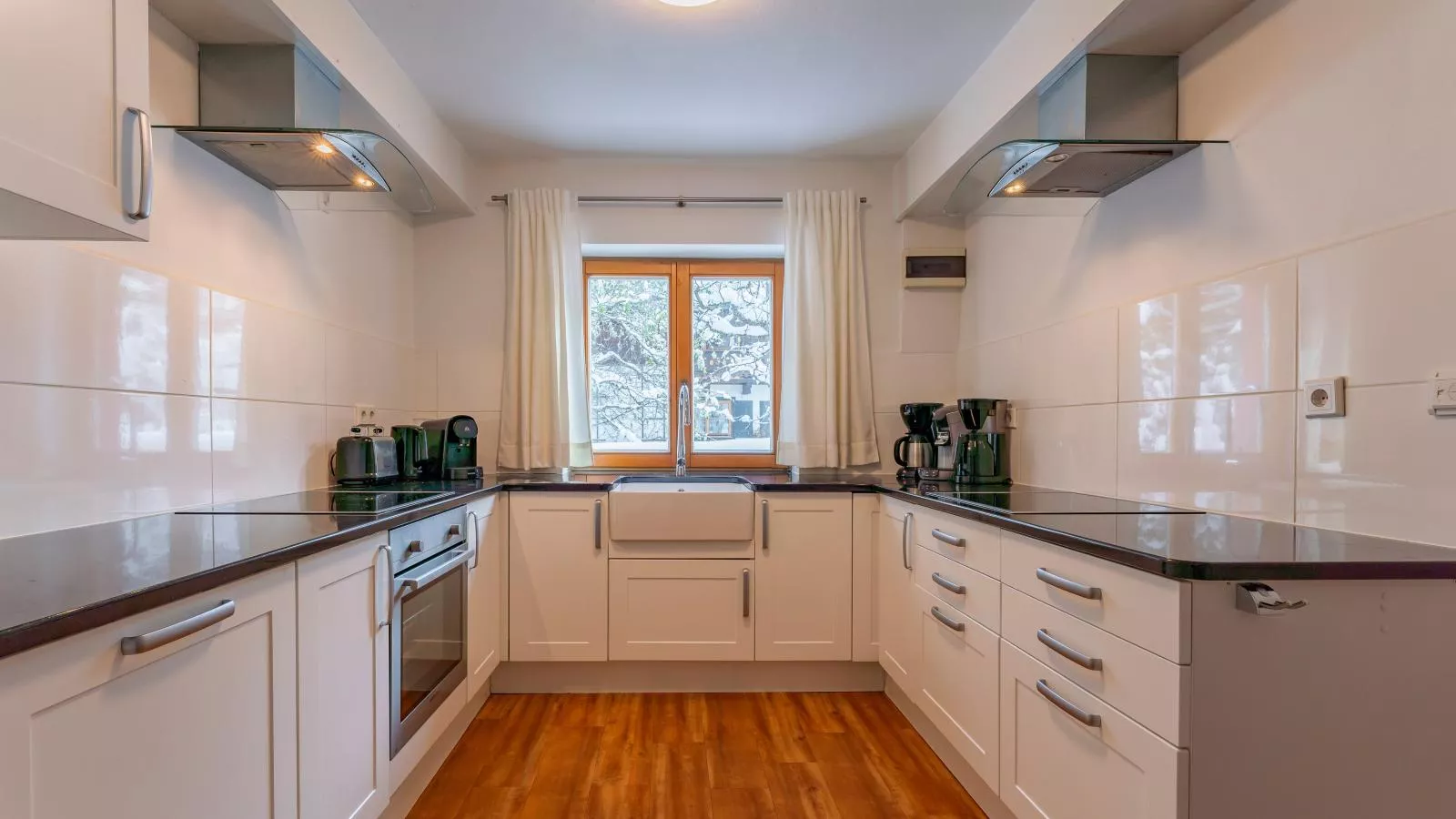 Neva Saalbach-Kitchen